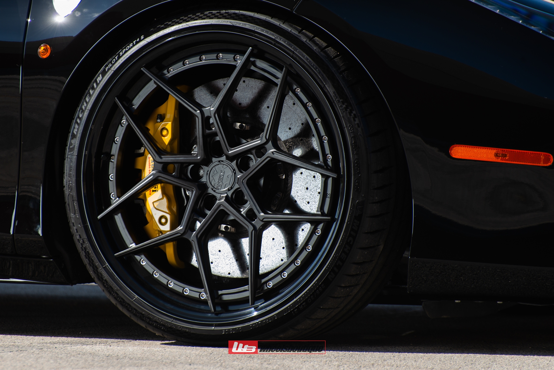 Ferrari 488 | Nero | on ANRKY S3-X4 | Satin Black