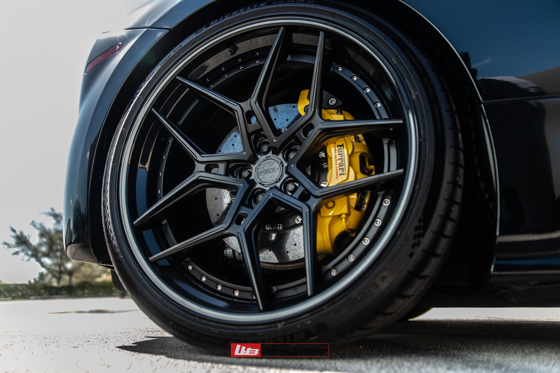 Ferrari 488 | Nero | on ANRKY S3-X4 | Satin Black