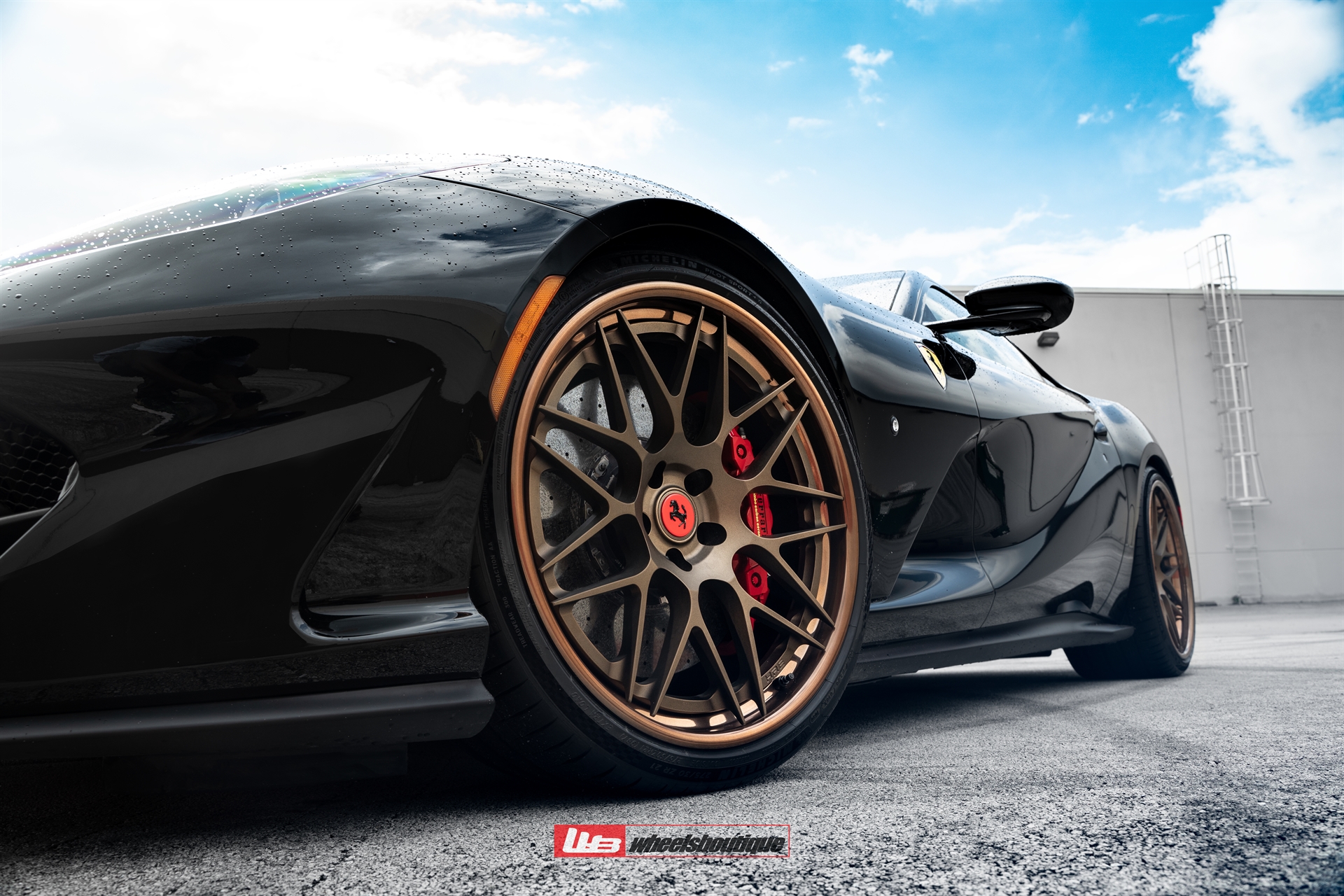 Ferrari 812 | Nero | on HRE RS100 | Polished Bronze