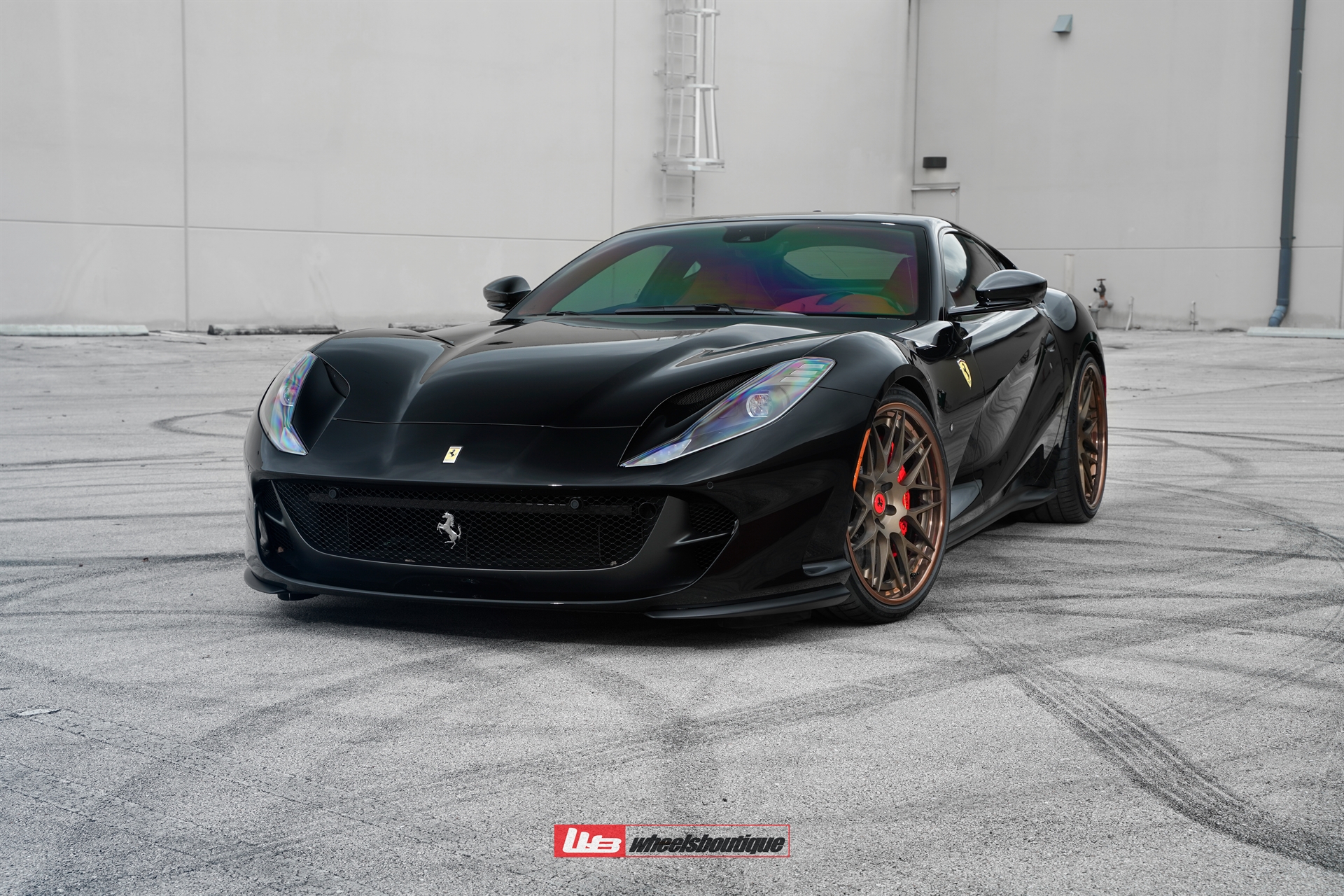 Ferrari 812 | Nero | on HRE RS100 | Polished Bronze