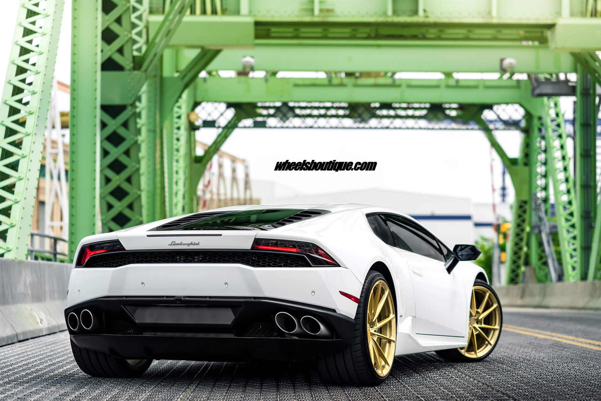 Lamborghini Huracan | | on ANRKY AN13 | Brushed Gold