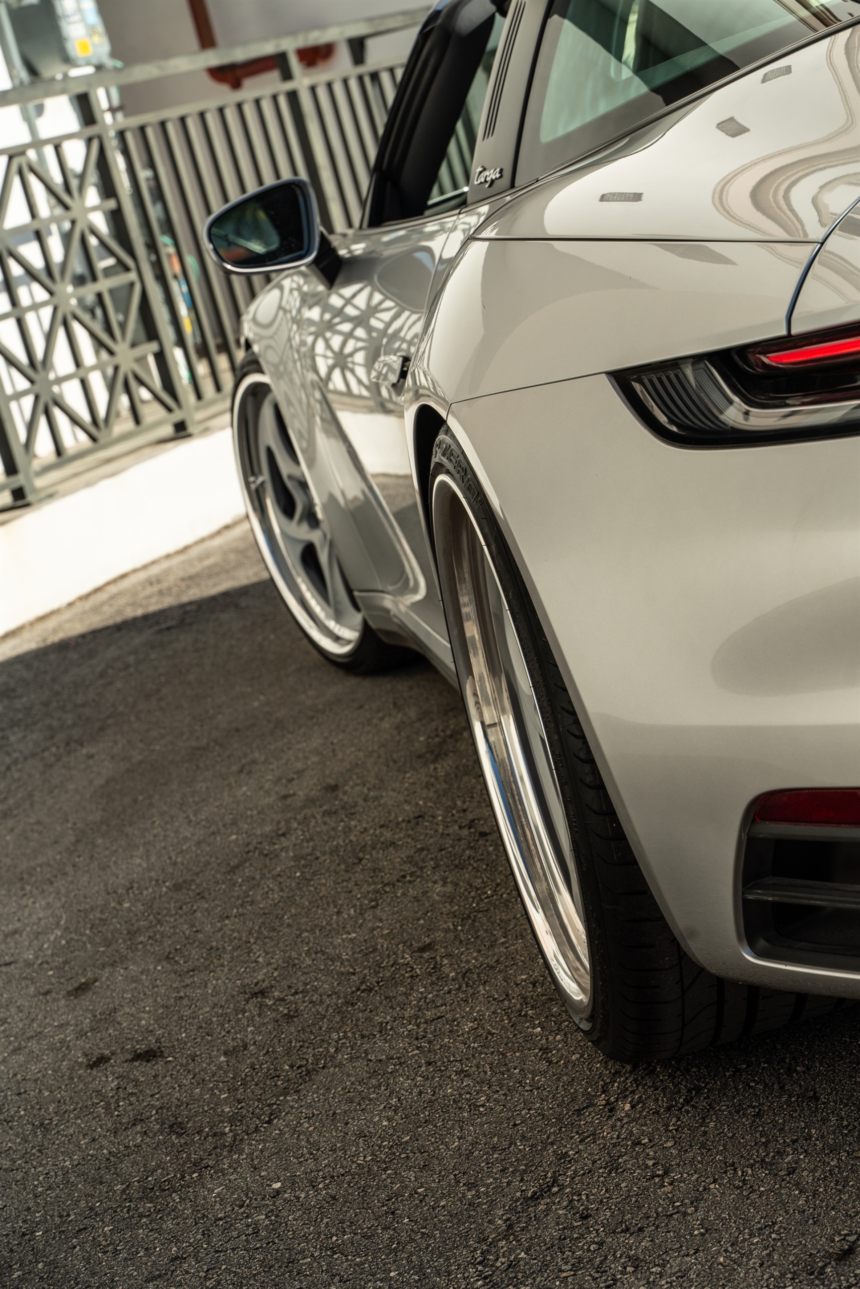 Porsche 992 GTS | GT Silver | on HRE 522 FMR | Satin Silver