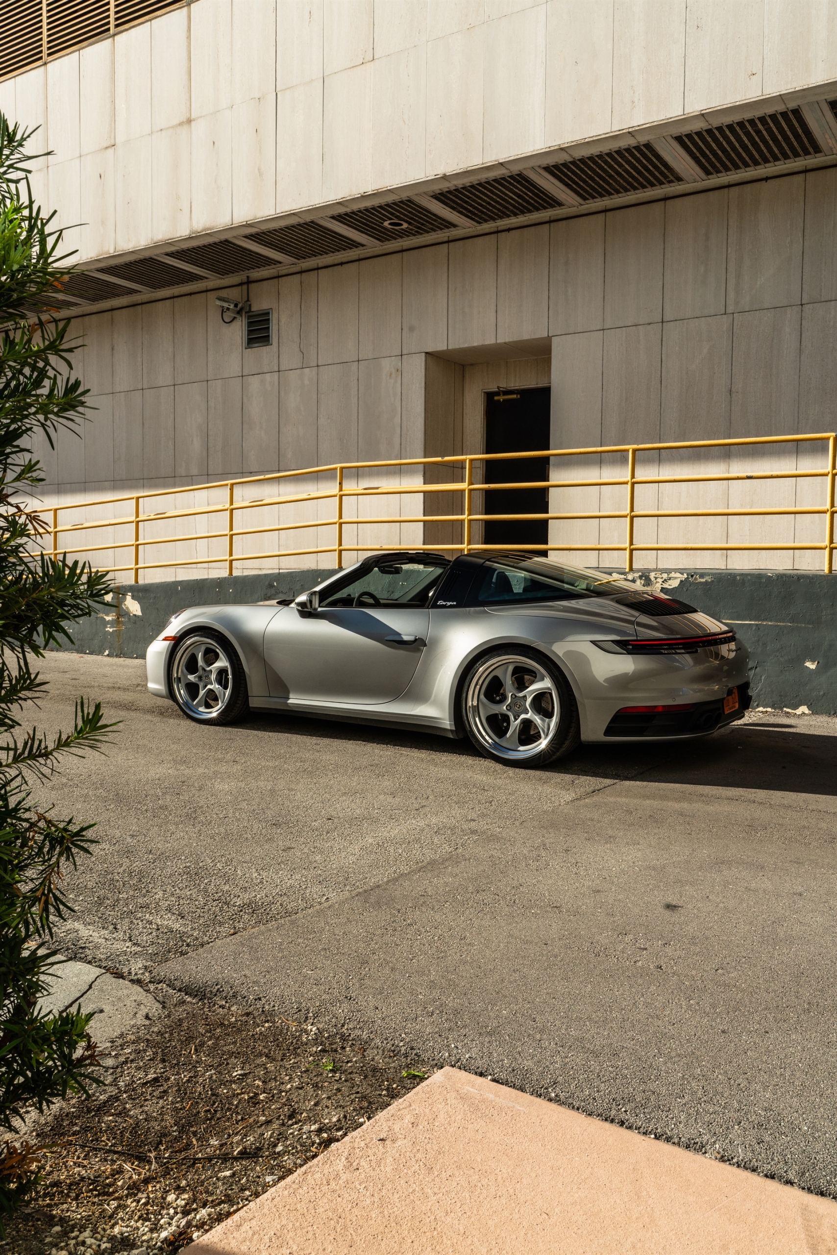 Porsche 992 GTS | GT Silver | on HRE 522 FMR | Satin Silver