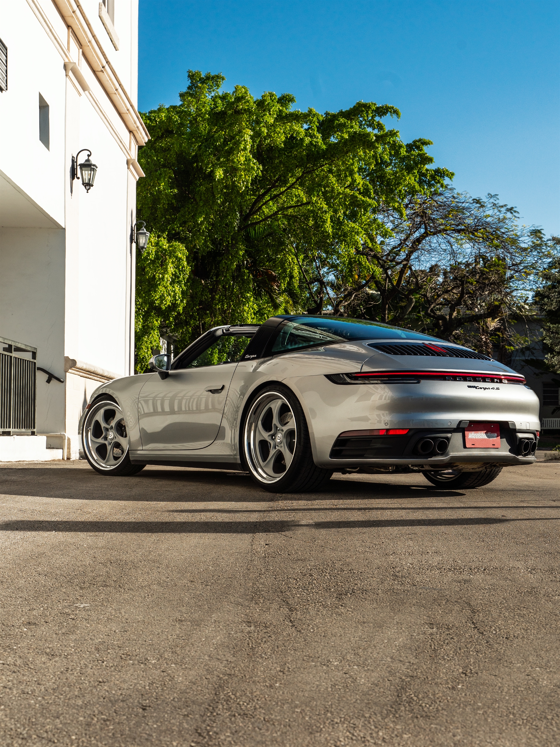 Porsche 992 GTS | GT Silver | on HRE 522 FMR | Satin Silver