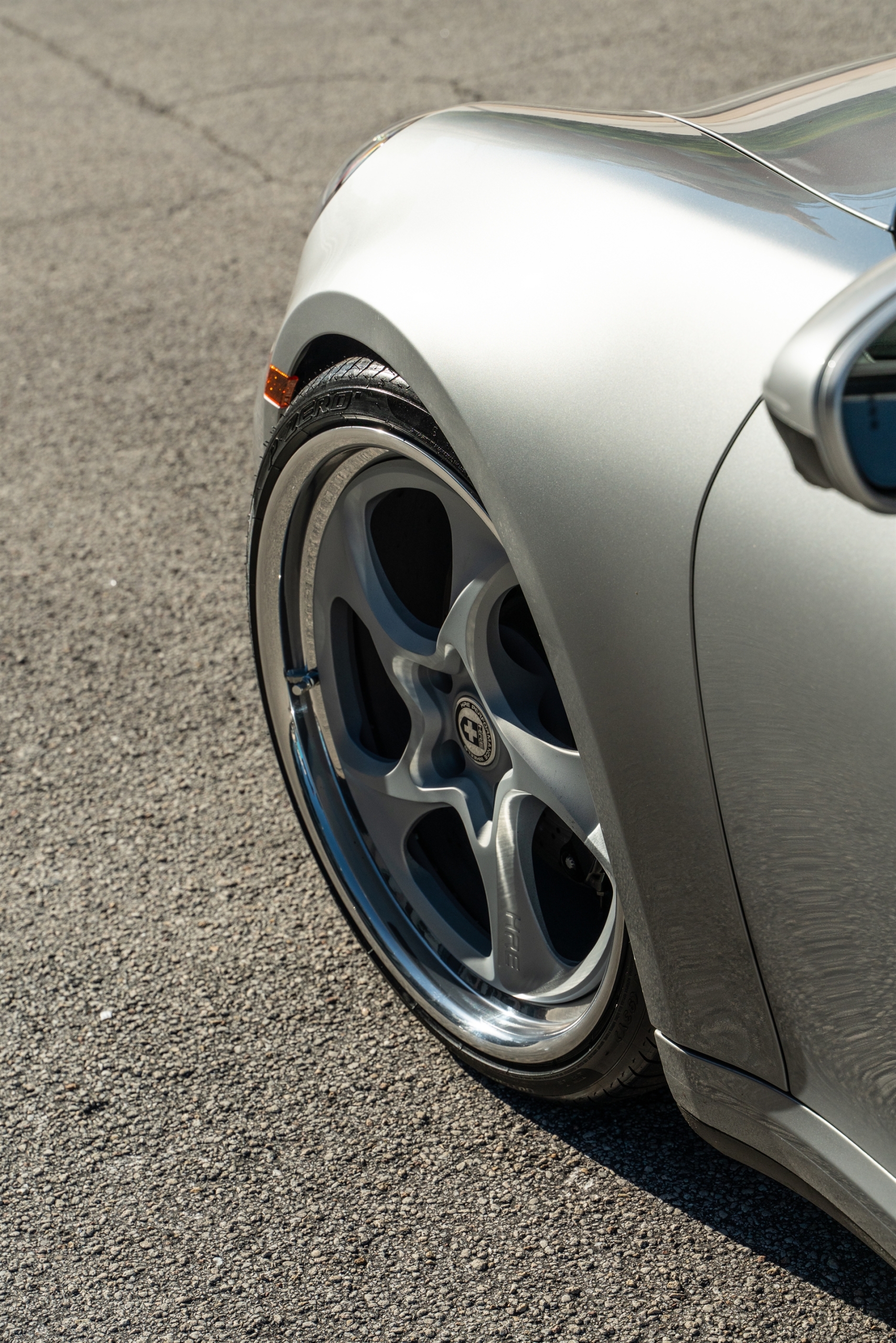 Porsche 992 GTS | GT Silver | on HRE 522 FMR | Satin Silver