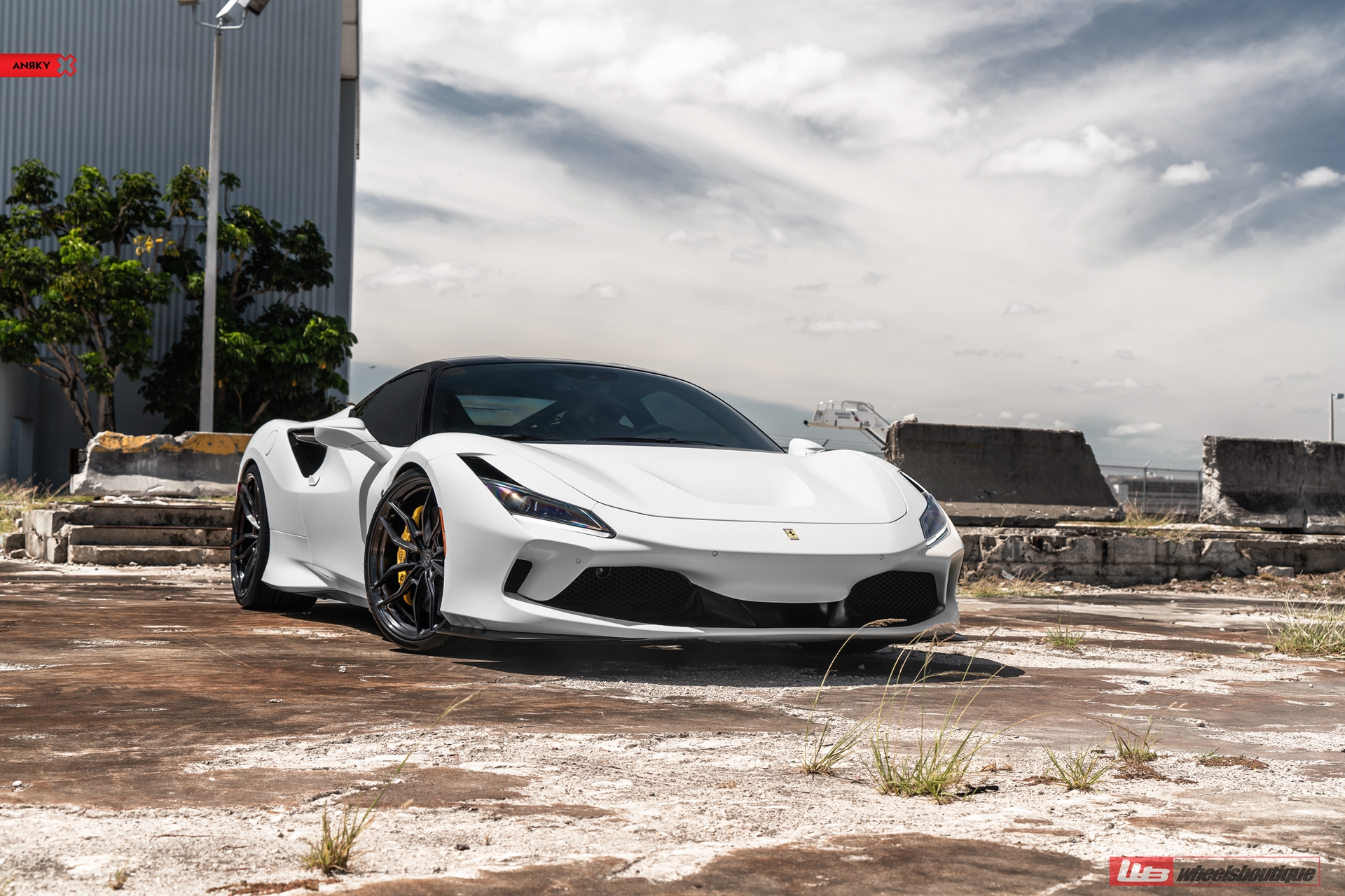 Ferrari F8 |  Bianco Avus | on ANRKY AN10 | Mirror Polished Smoke