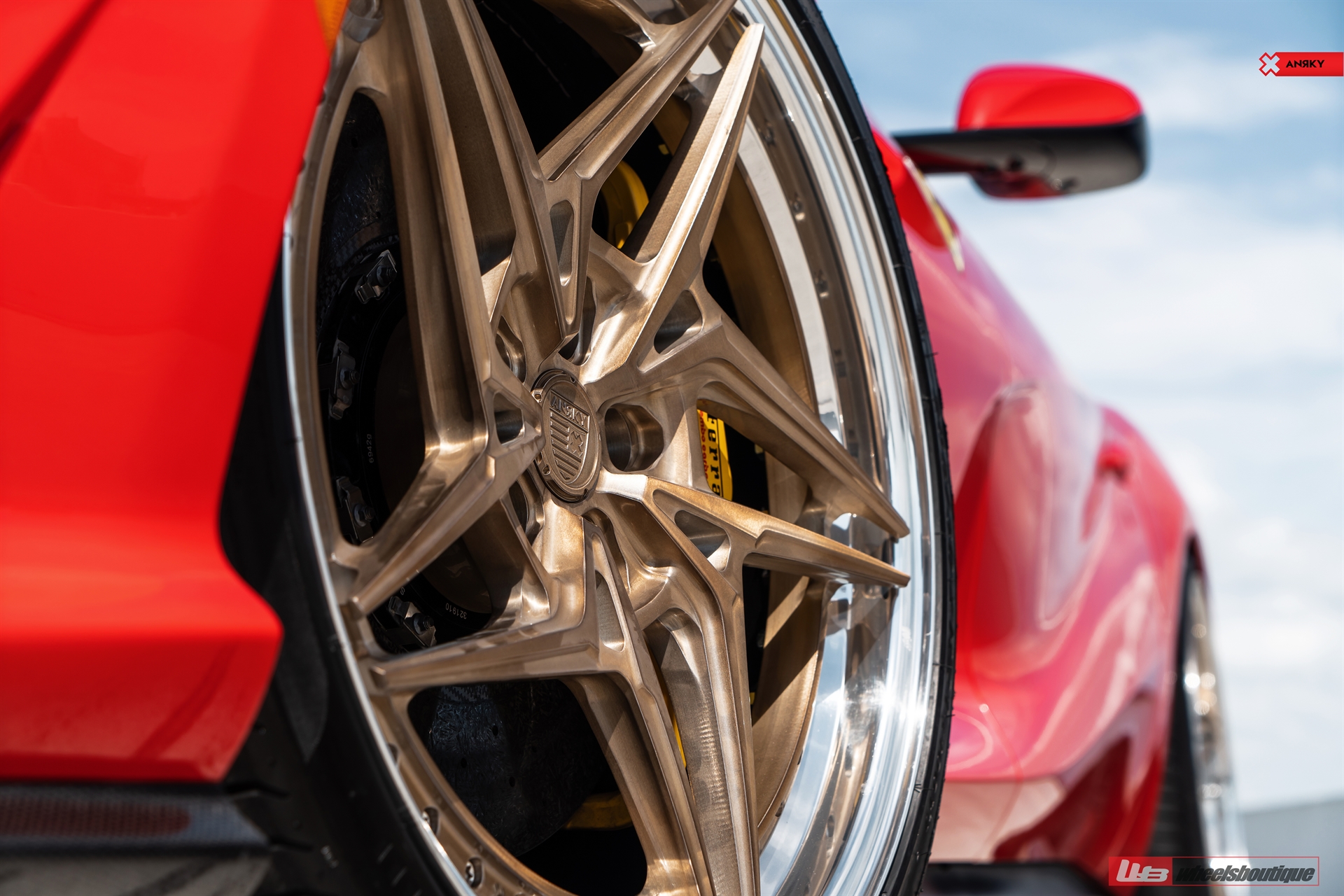 Ferrari 812 | Rosso Corsa | on ANRKY S3-X3 | Brushed Champagne