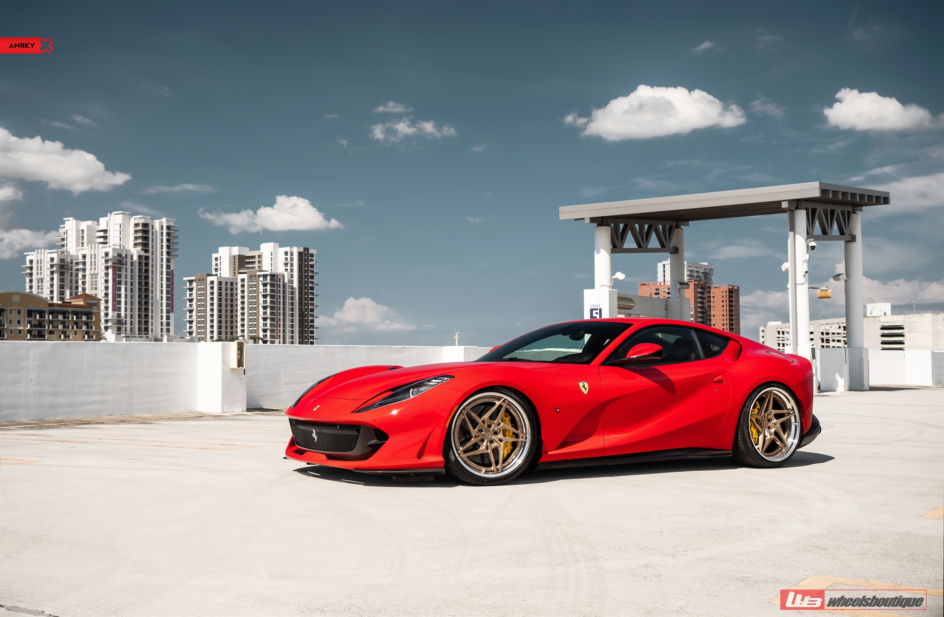 Ferrari 812 | Rosso Corsa | on ANRKY S3-X3 | Brushed Champagne