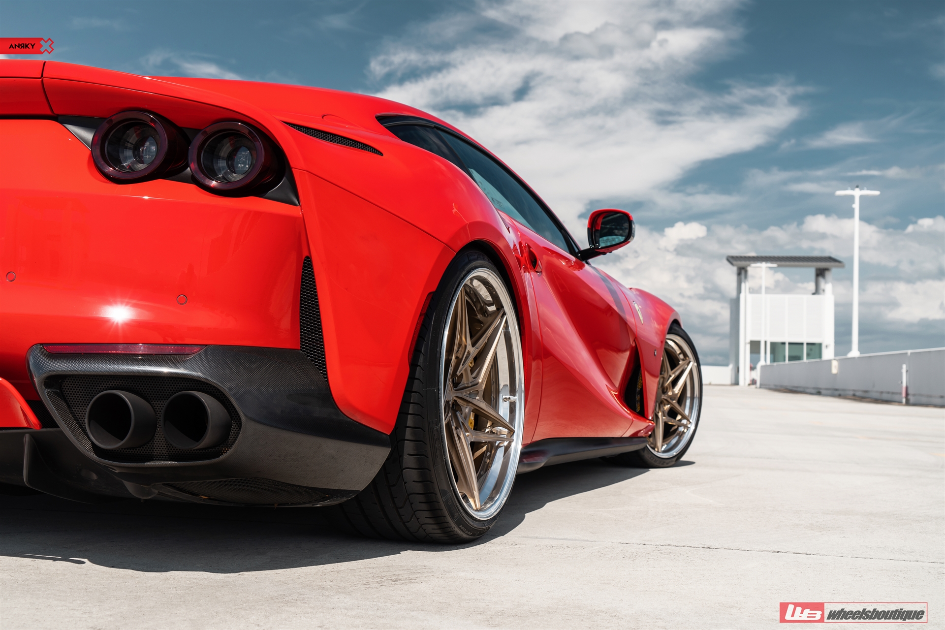 Ferrari 812 | Rosso Corsa | on ANRKY S3-X3 | Brushed Champagne