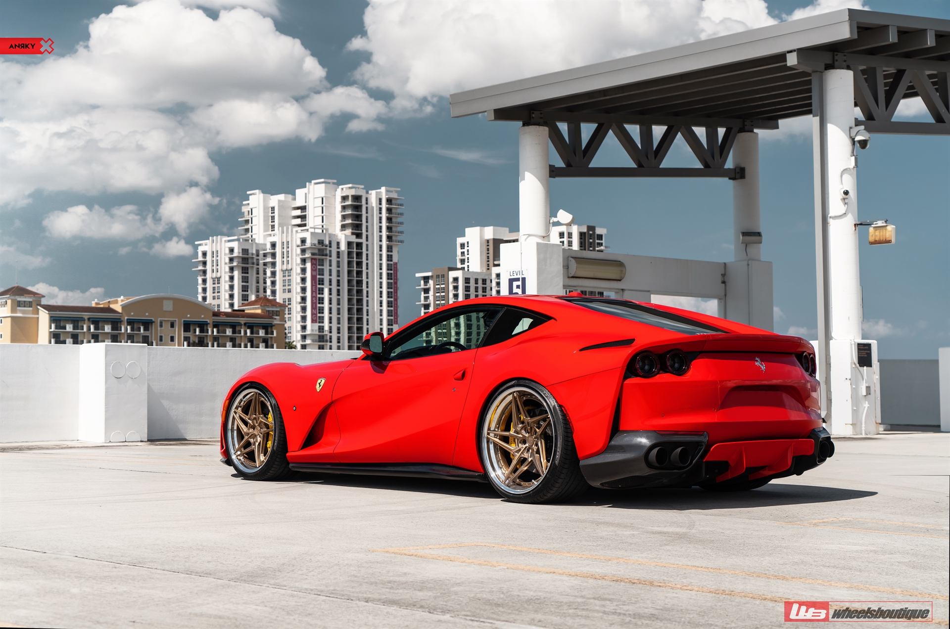 Ferrari 812 | Rosso Corsa | on ANRKY S3-X3 | Brushed Champagne