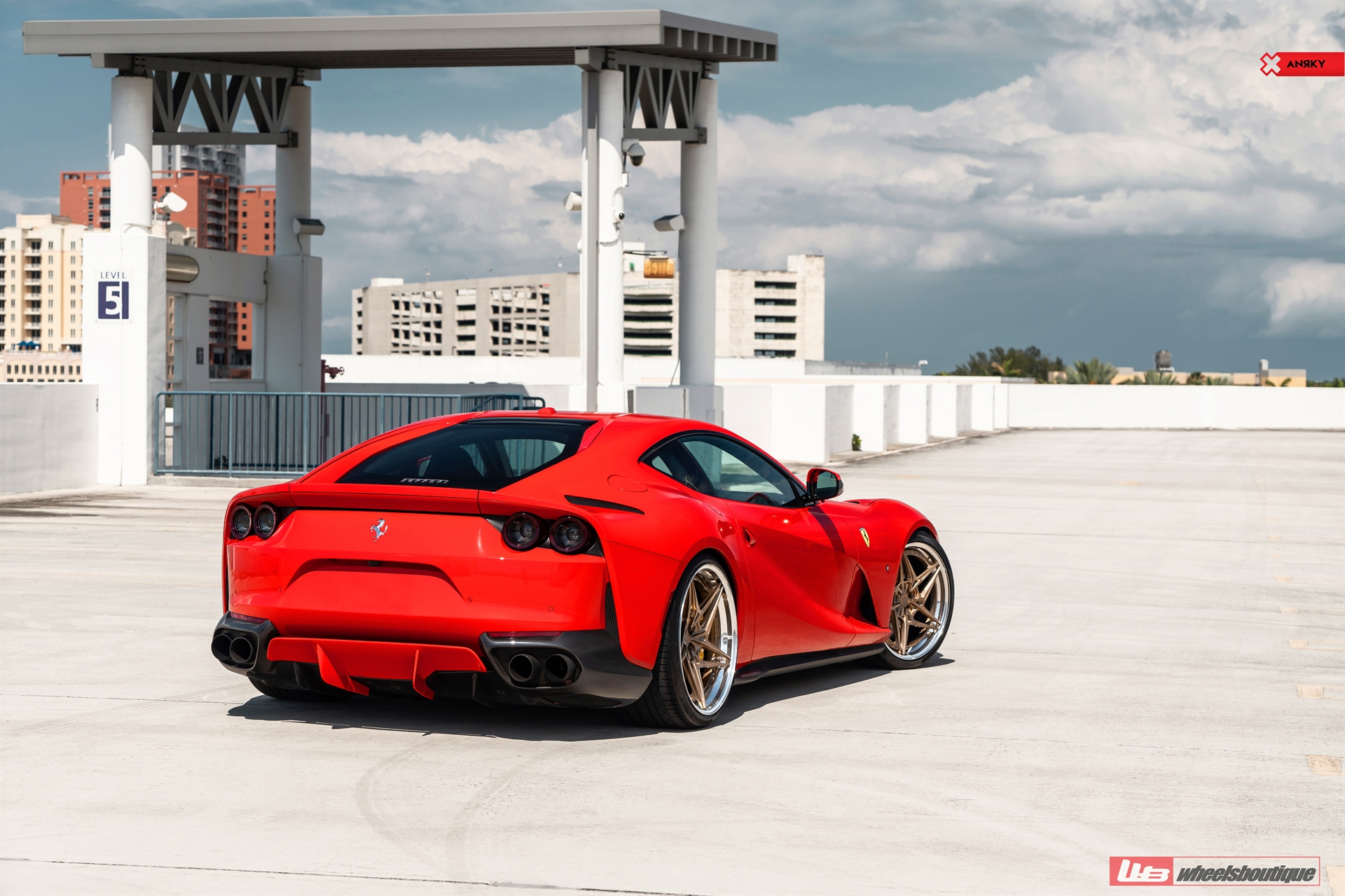 Ferrari 812 | Rosso Corsa | on ANRKY S3-X3 | Brushed Champagne