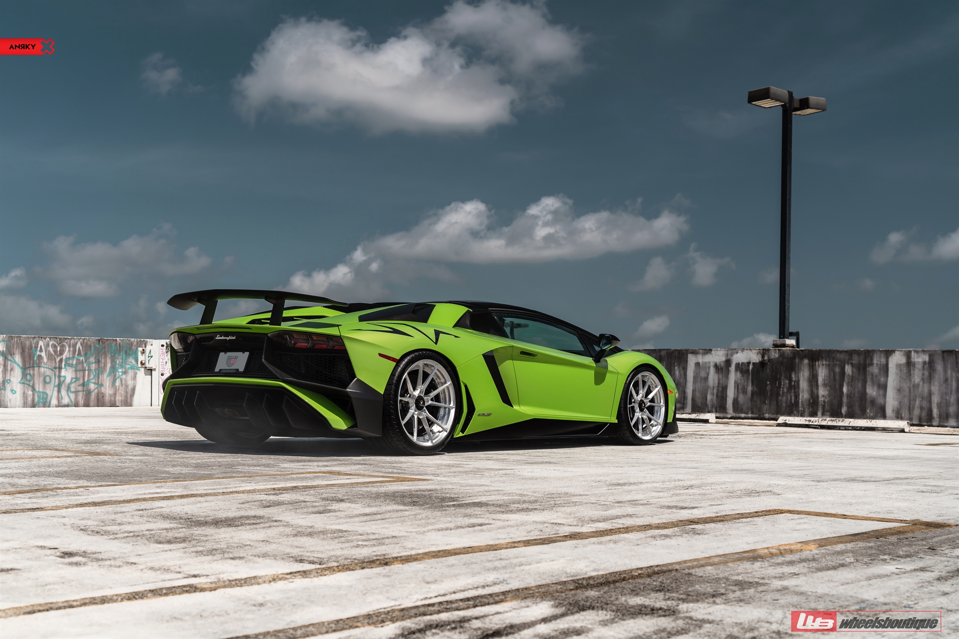 Lamborghini Aventador SV Roadster | | on ANRKY AN22 | Brushed Clear