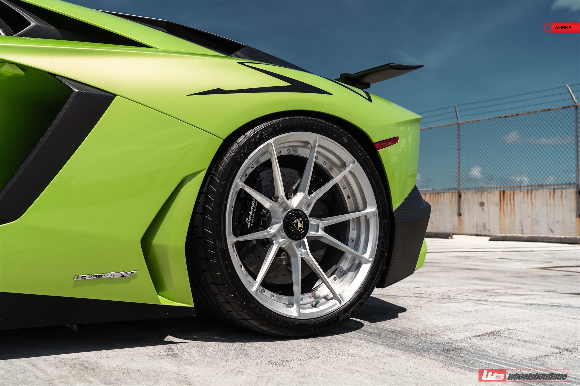 Lamborghini Aventador SV Roadster | | on ANRKY AN22 | Brushed Clear