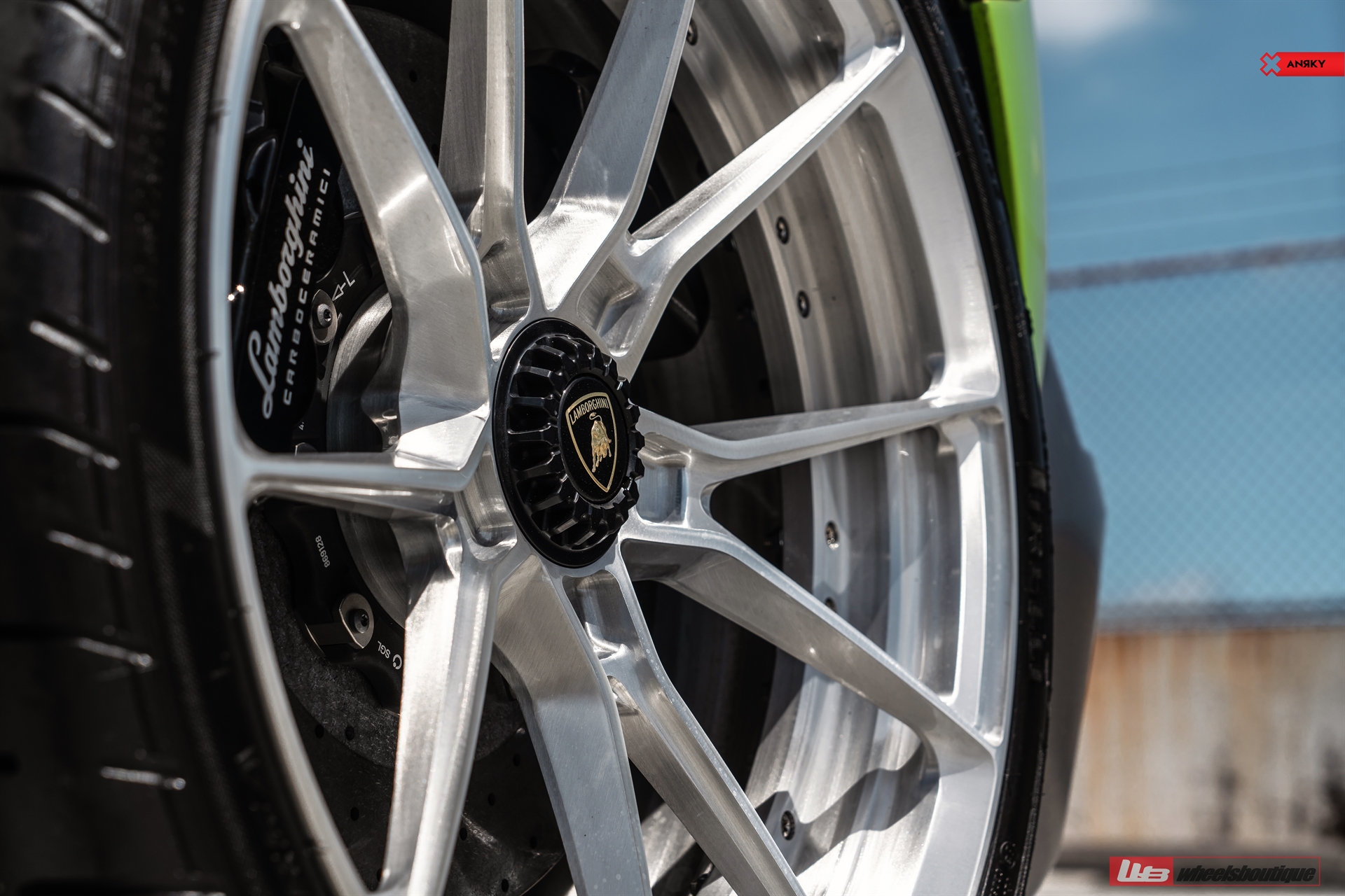 Lamborghini Aventador SV Roadster | | on ANRKY AN22 | Brushed Clear