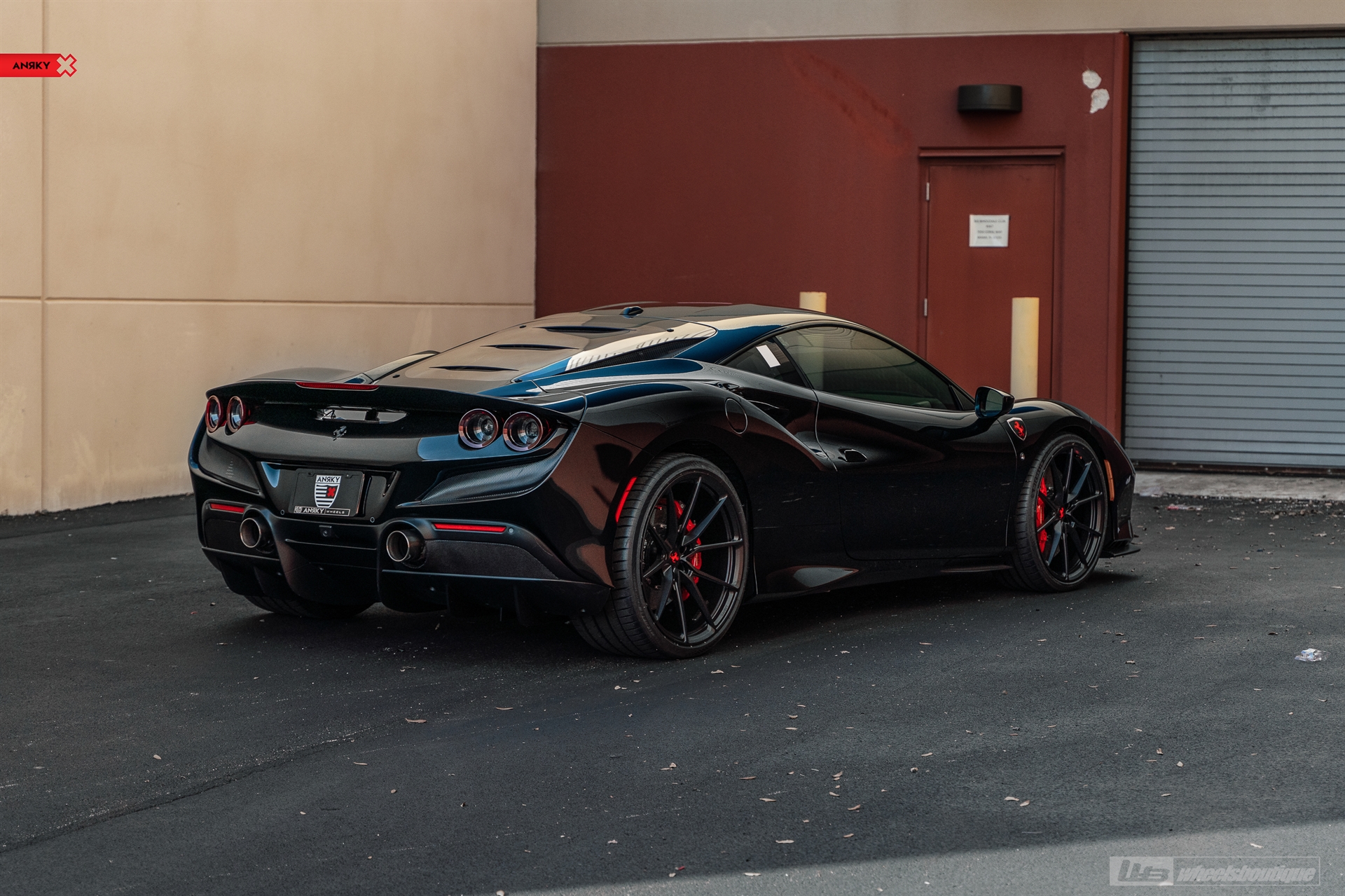 Ferrari F8 | Nero | on ANRKY AN12 | Satin Black