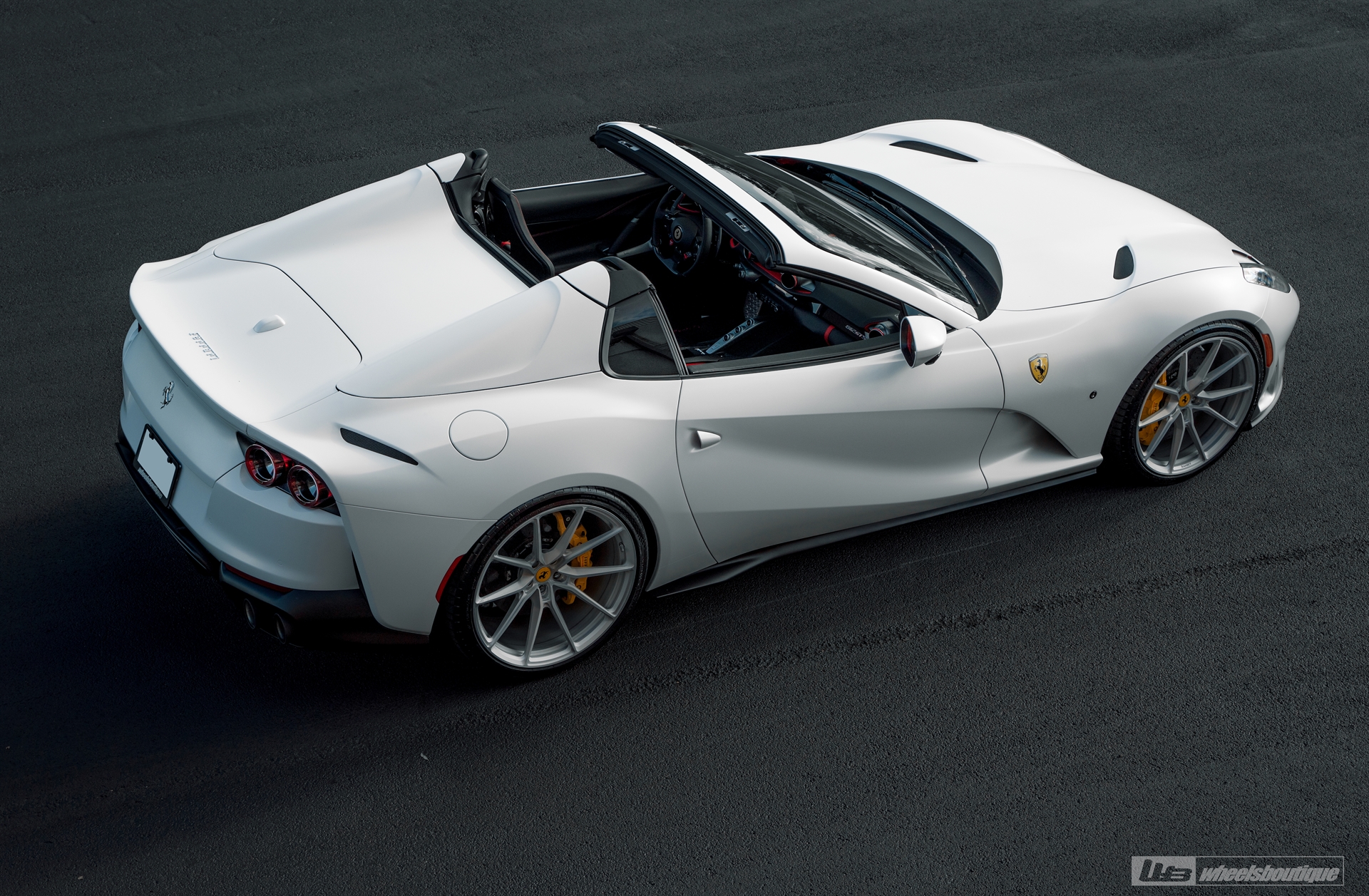 Ferrari 812 GTS | Bianco Avus | on ANRKY AN12 | Brushed Clear