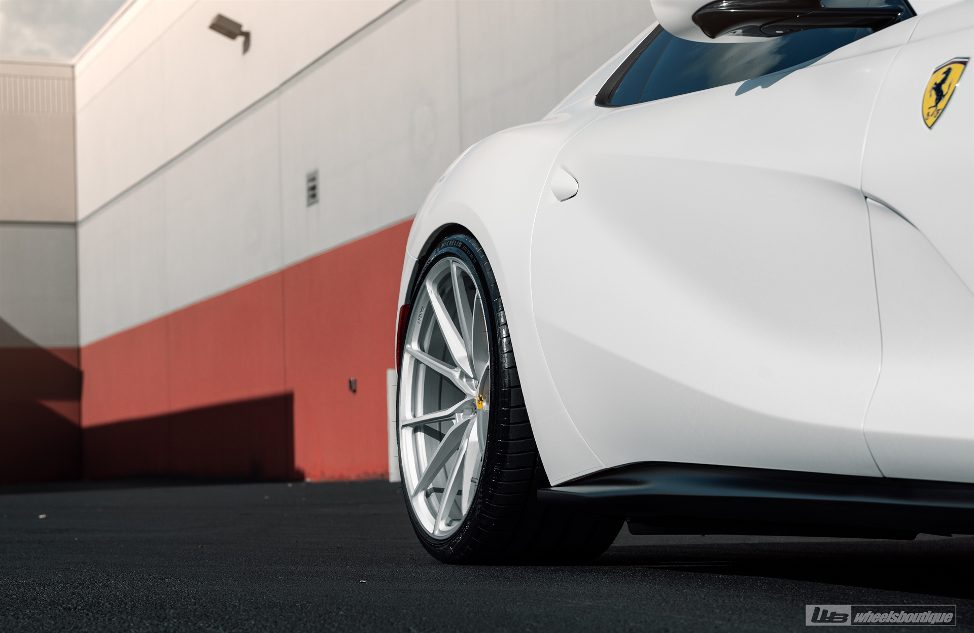 Ferrari 812 GTS | Bianco Avus | on ANRKY AN12 | Brushed Clear