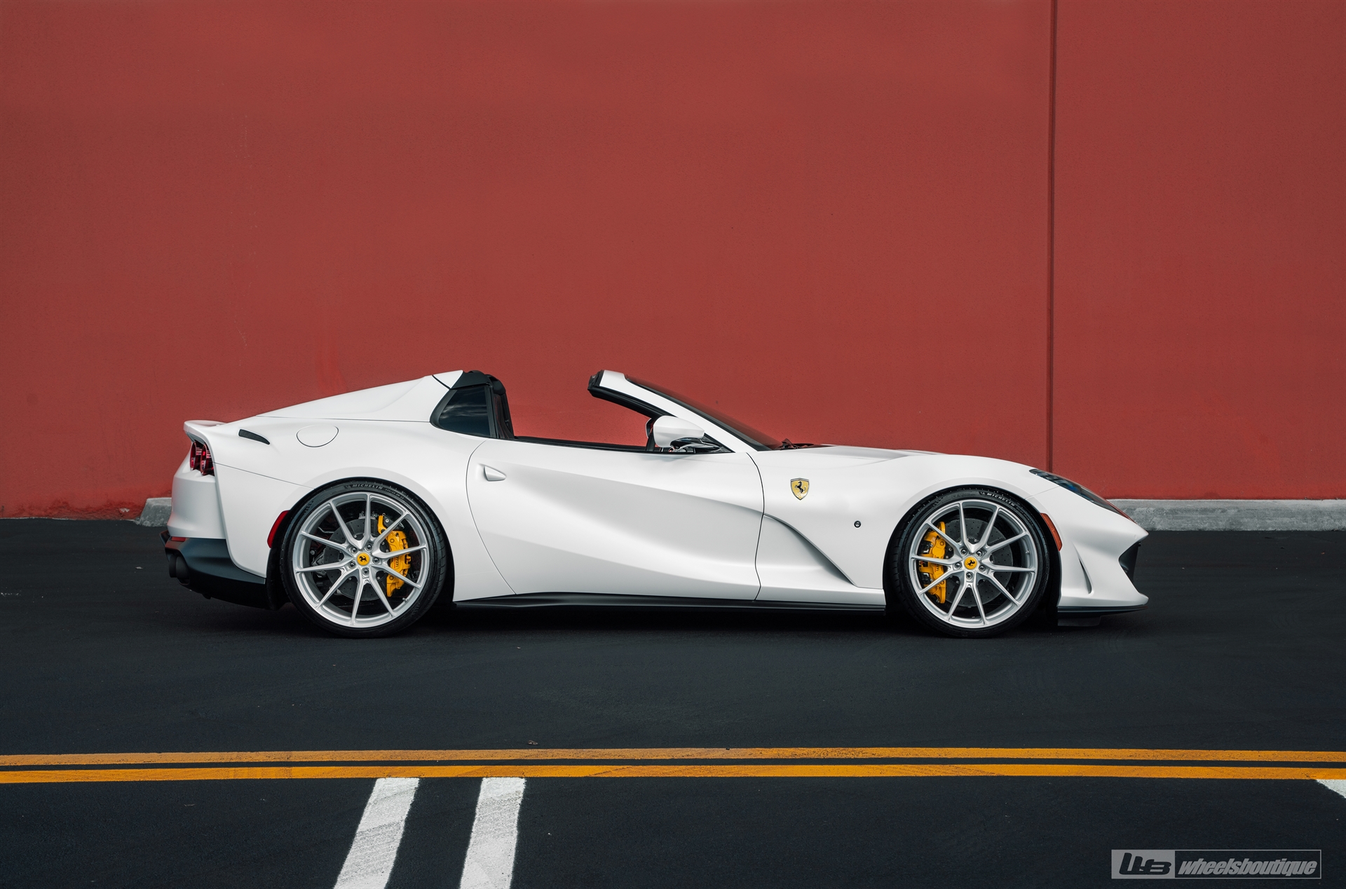 Ferrari 812 GTS | Bianco Avus | on ANRKY AN12 | Brushed Clear