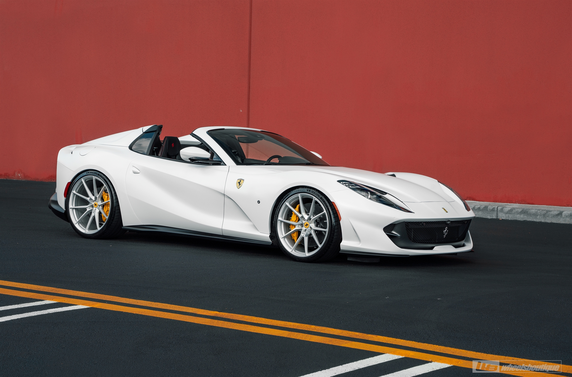 Ferrari 812 GTS | Bianco Avus | on ANRKY AN12 | Brushed Clear