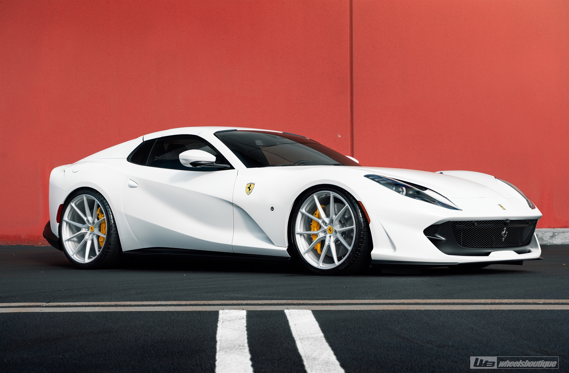 Ferrari 812 GTS | Bianco Avus | on ANRKY AN12 | Brushed Clear