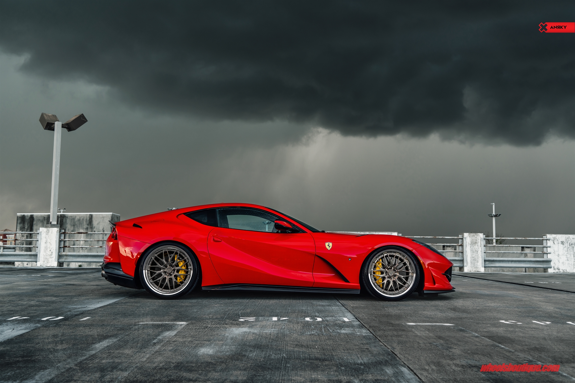 Novitec 812 | Rosso Corsa | on ANRKY RS1 | Polished Champagne