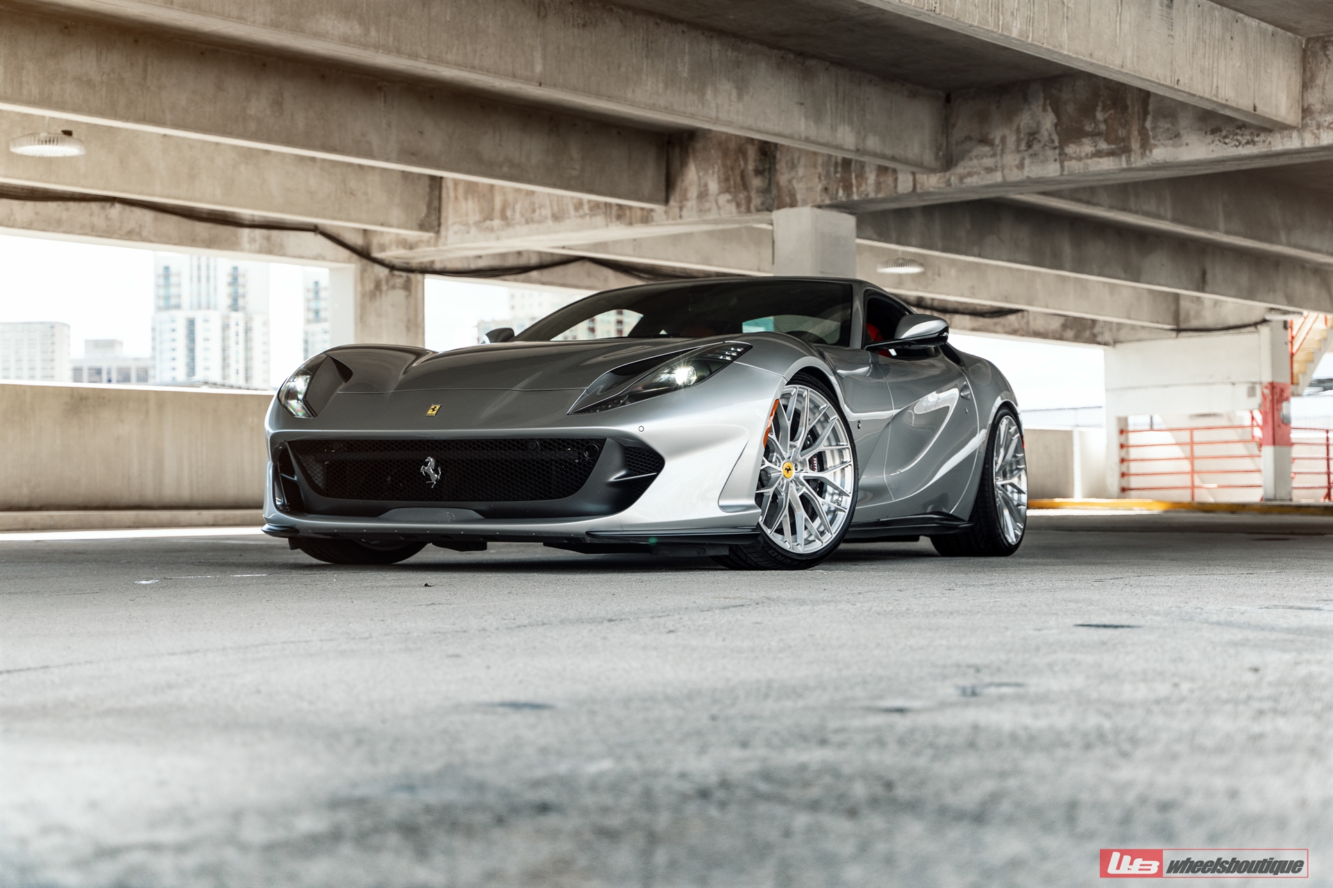 Ferrari 812 | Grigio Titanio | on ANRKY AN20 | Brushed Clear