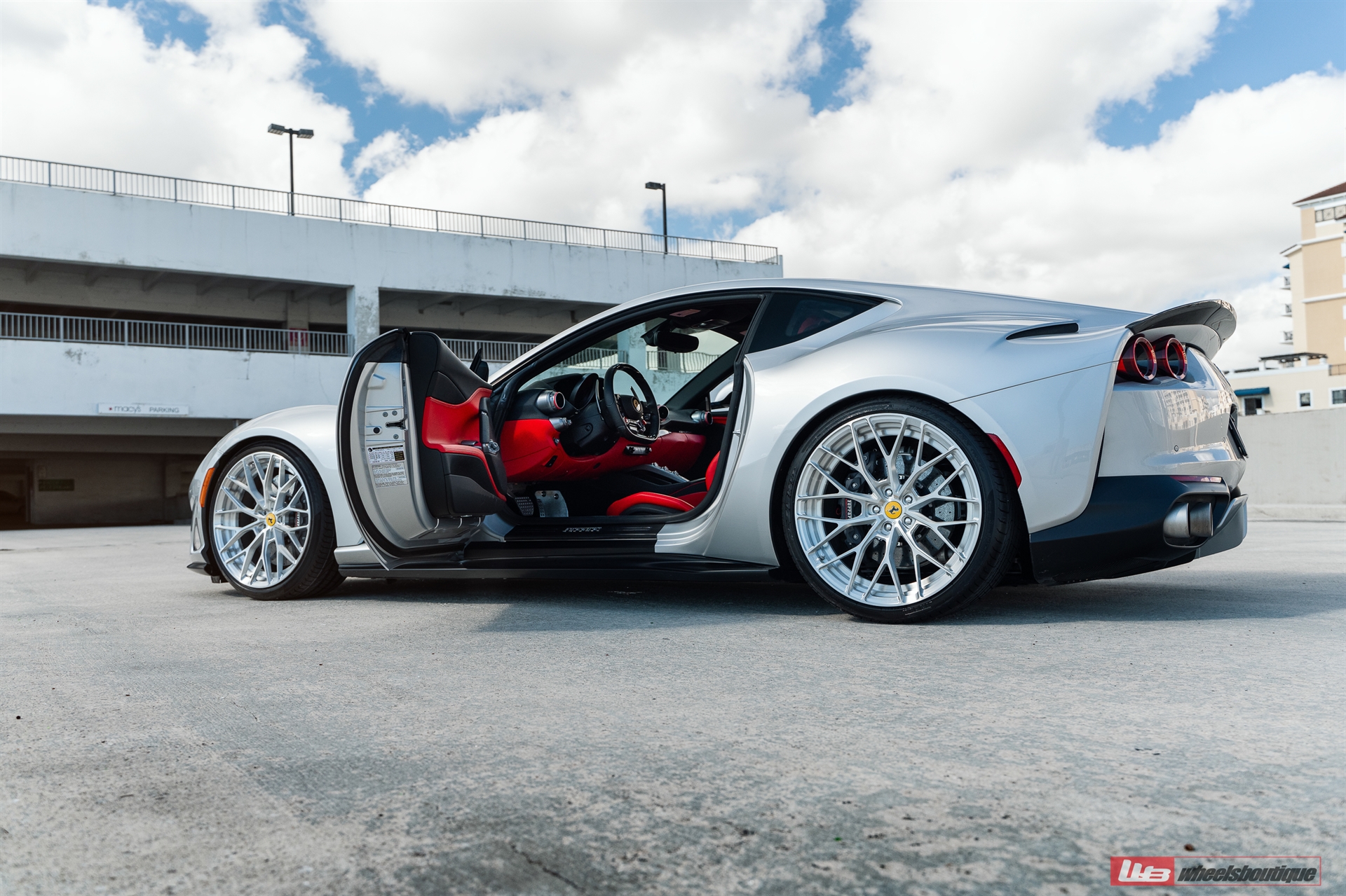 Ferrari 812 | Grigio Titanio | on ANRKY AN20 | Brushed Clear
