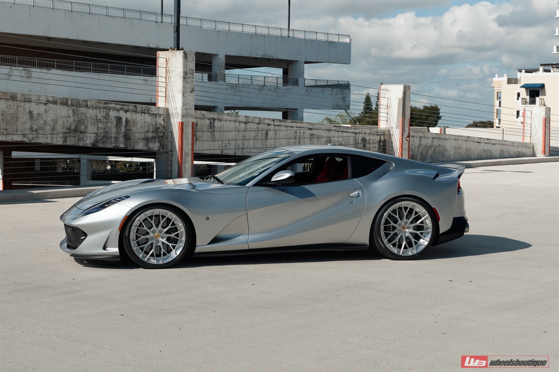 Ferrari 812 | Grigio Titanio | on ANRKY AN20 | Brushed Clear