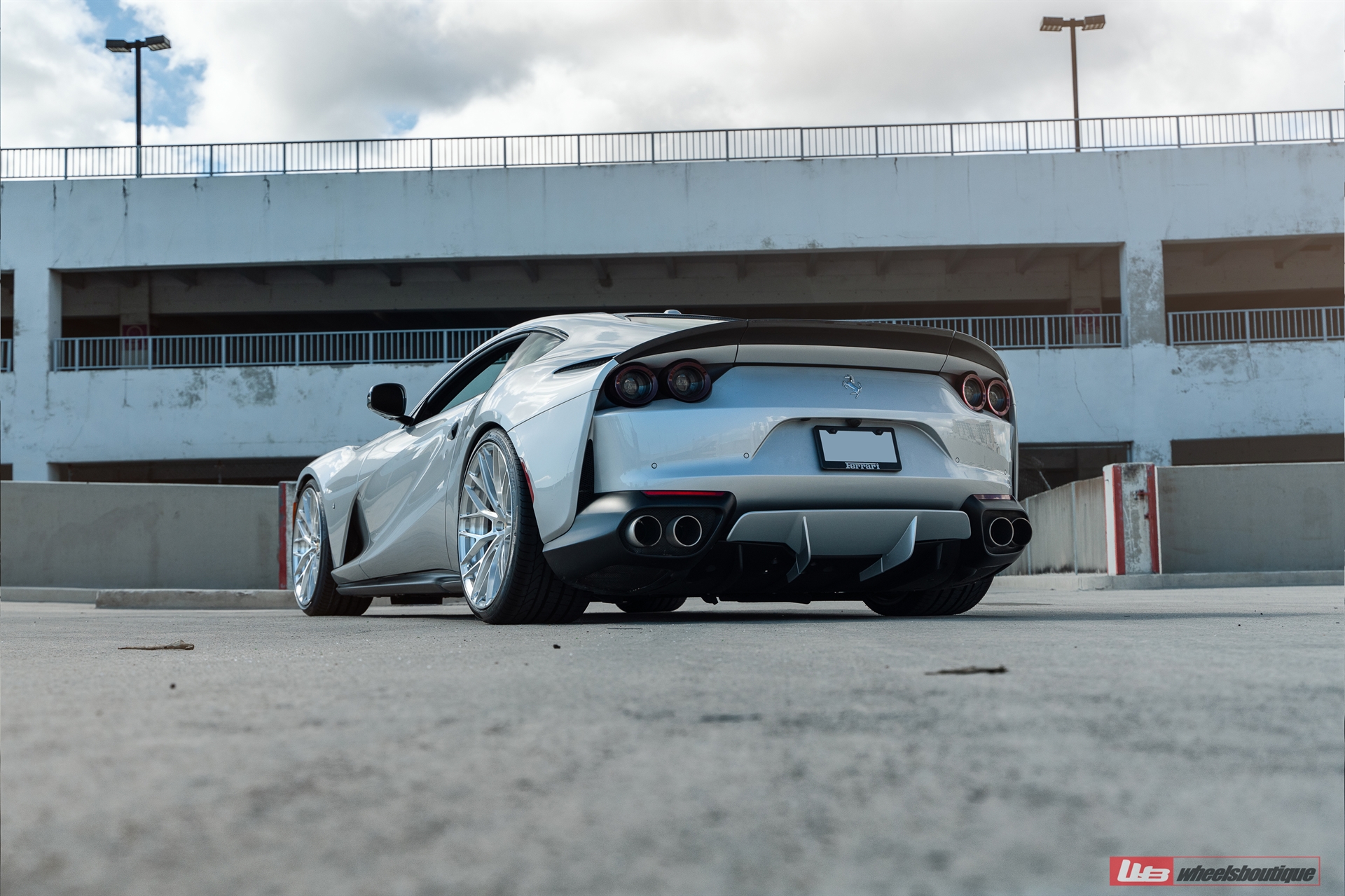 Ferrari 812 | Grigio Titanio | on ANRKY AN20 | Brushed Clear