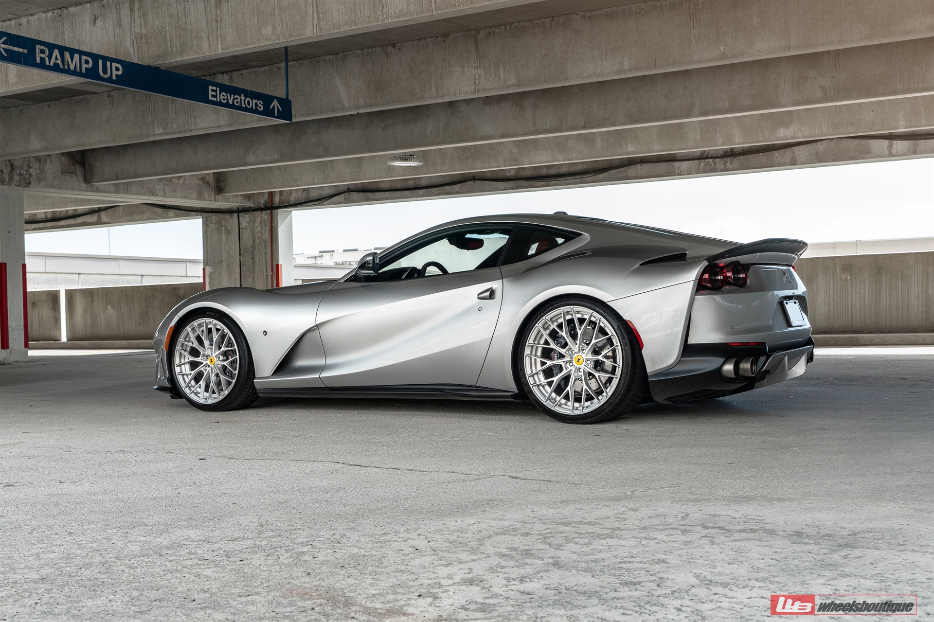 Ferrari 812 | Grigio Titanio | on ANRKY AN20 | Brushed Clear