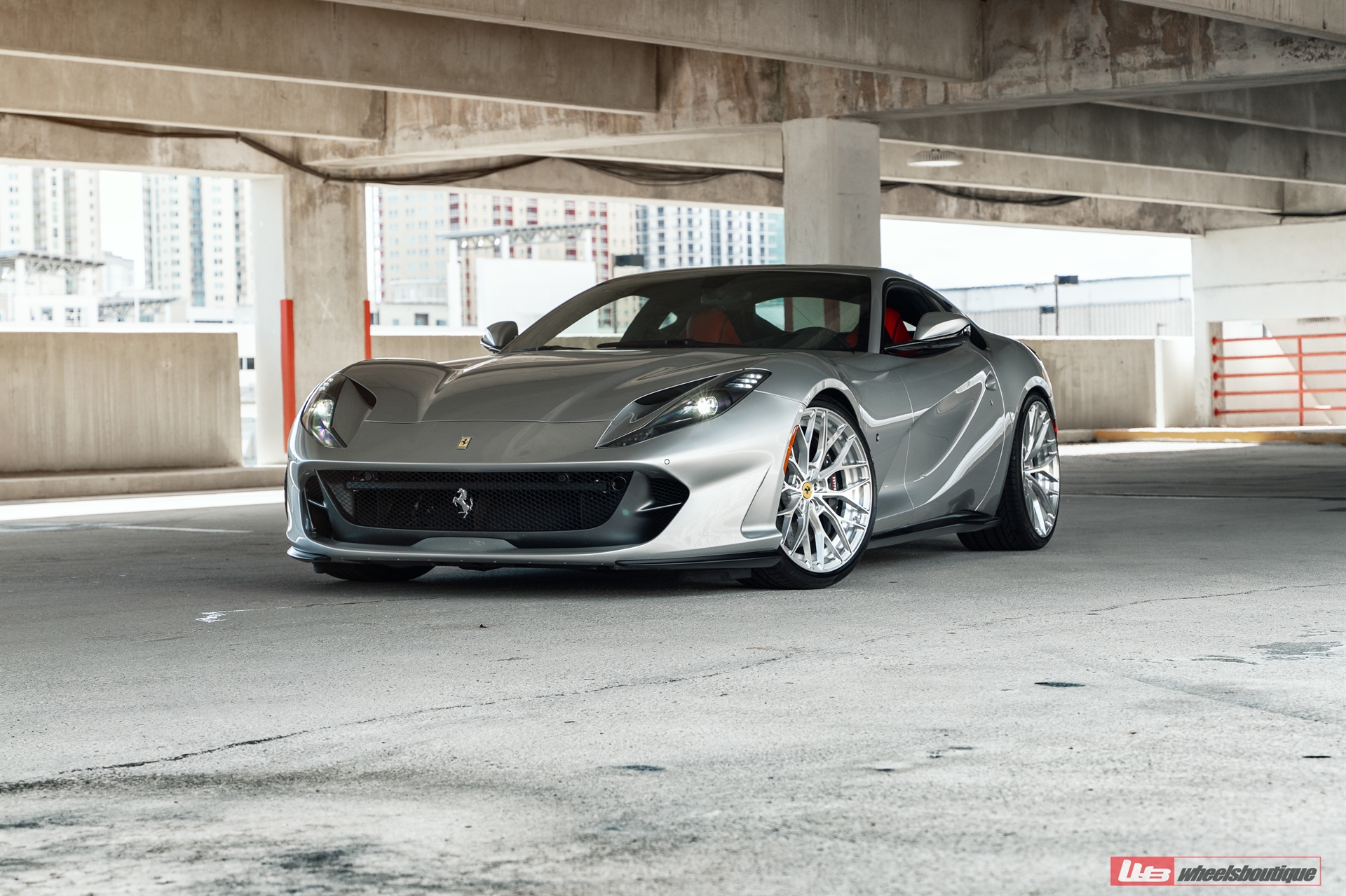 Ferrari 812 | Grigio Titanio | on ANRKY AN20 | Brushed Clear