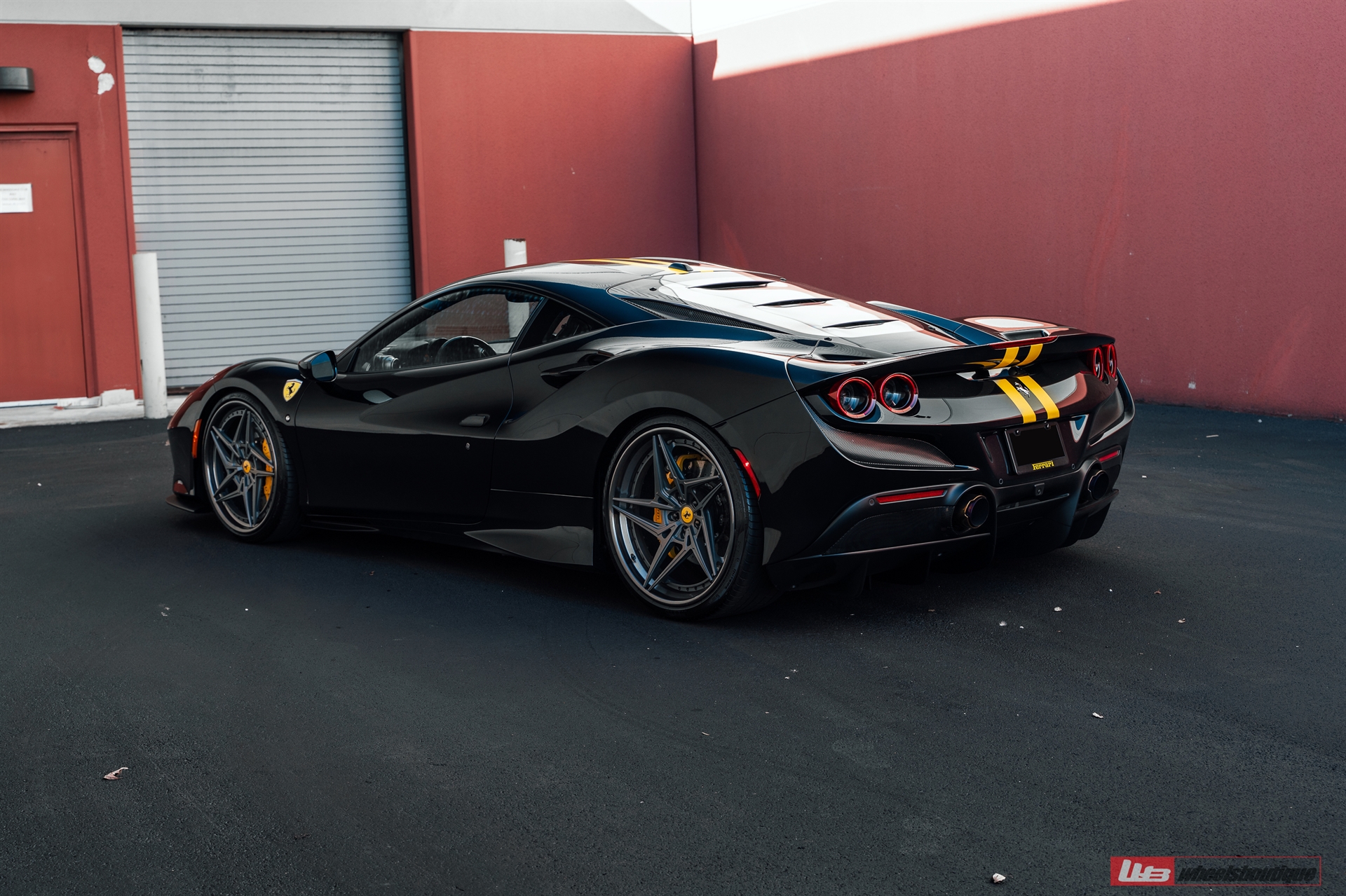 Ferrari F8 | Nero | on ANRKY S3-X3 | Satin Charcoal