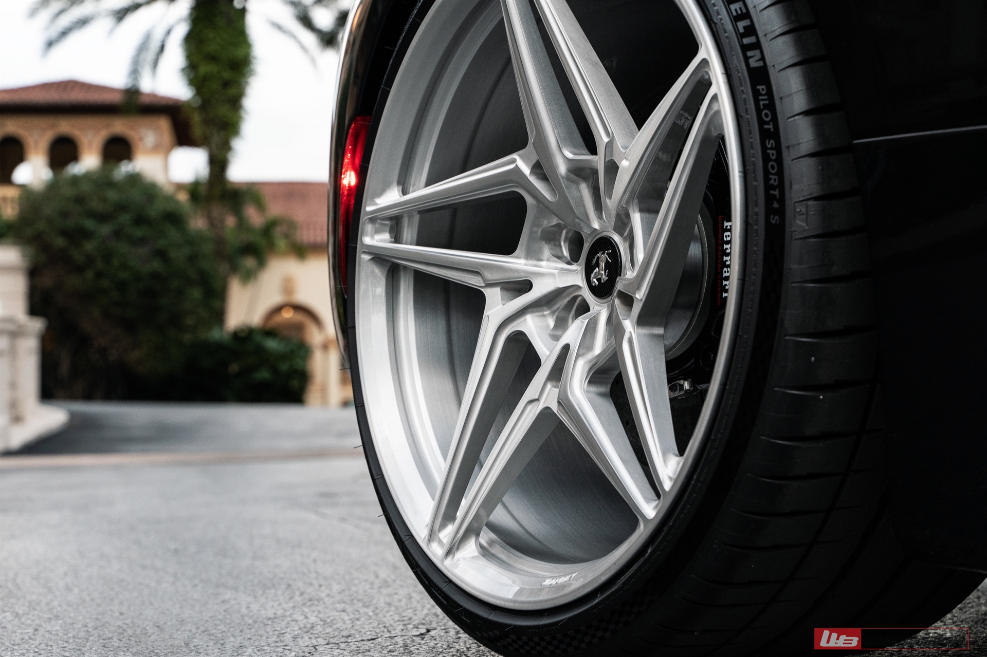 Ferrari SF90 | Nero | on ANRKY S1-X3 | Brushed Clear
