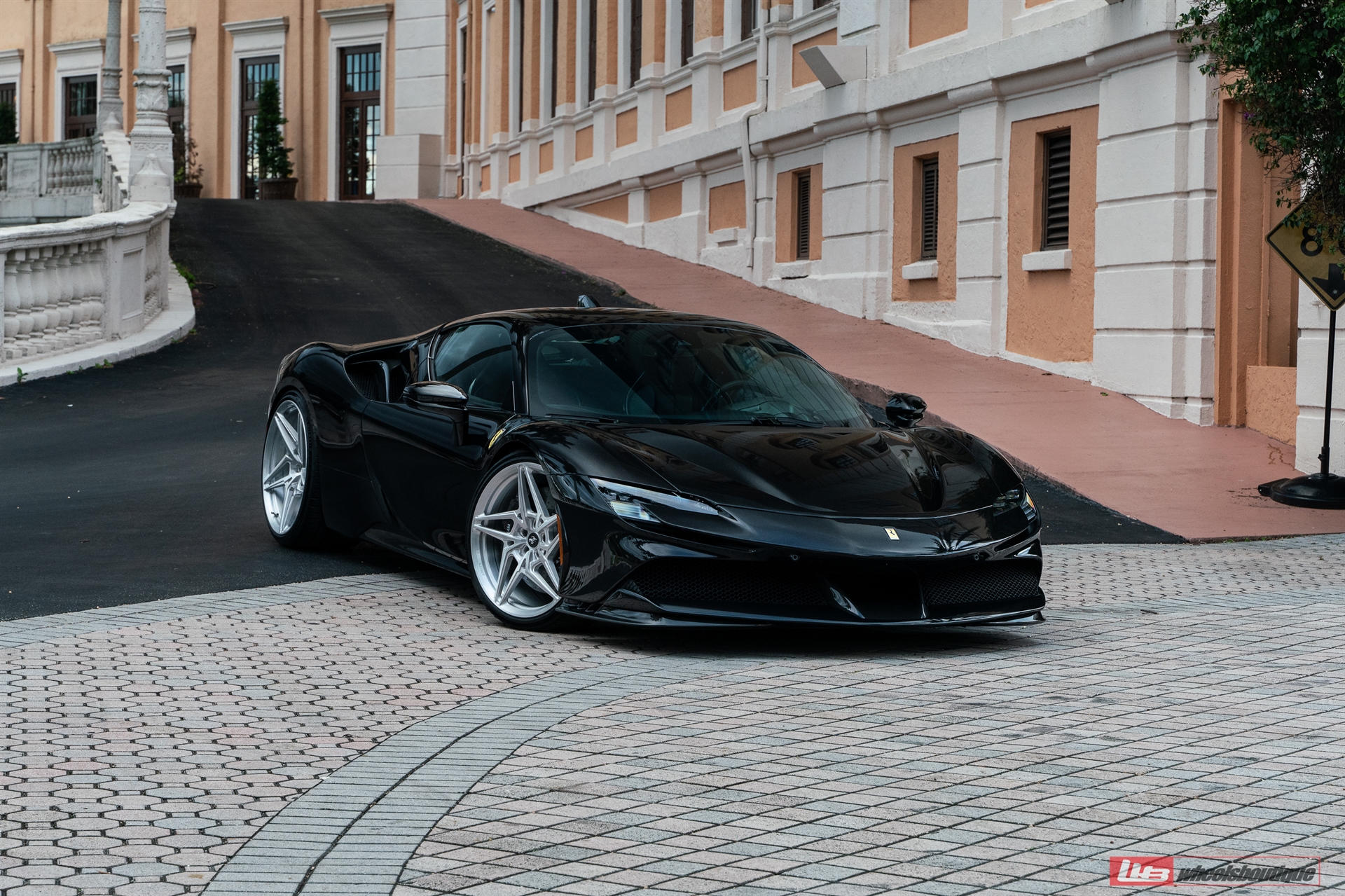 Ferrari SF90 | Nero | on ANRKY S1-X3 | Brushed Clear
