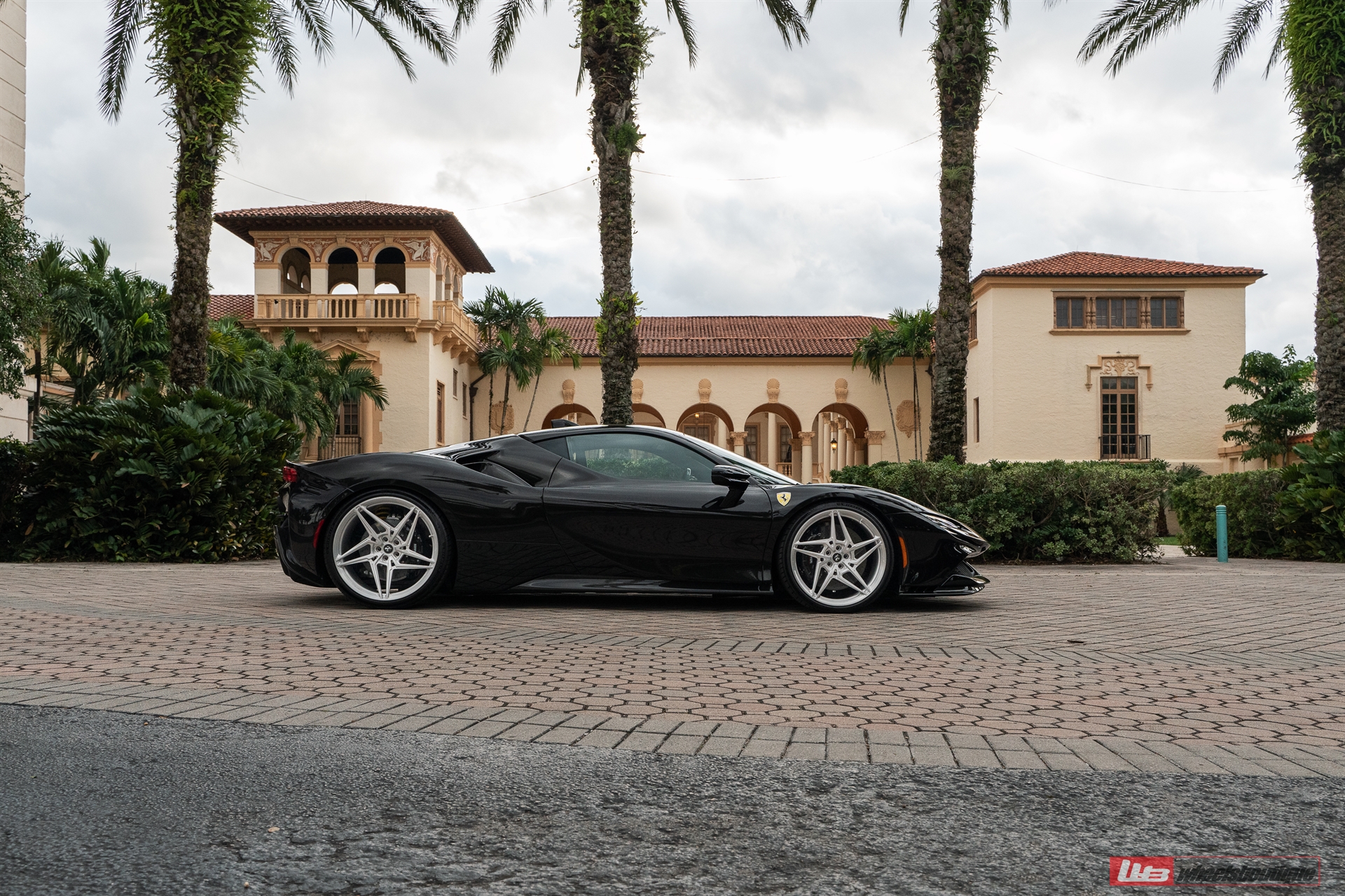 Ferrari SF90 | Nero | on ANRKY S1-X3 | Brushed Clear