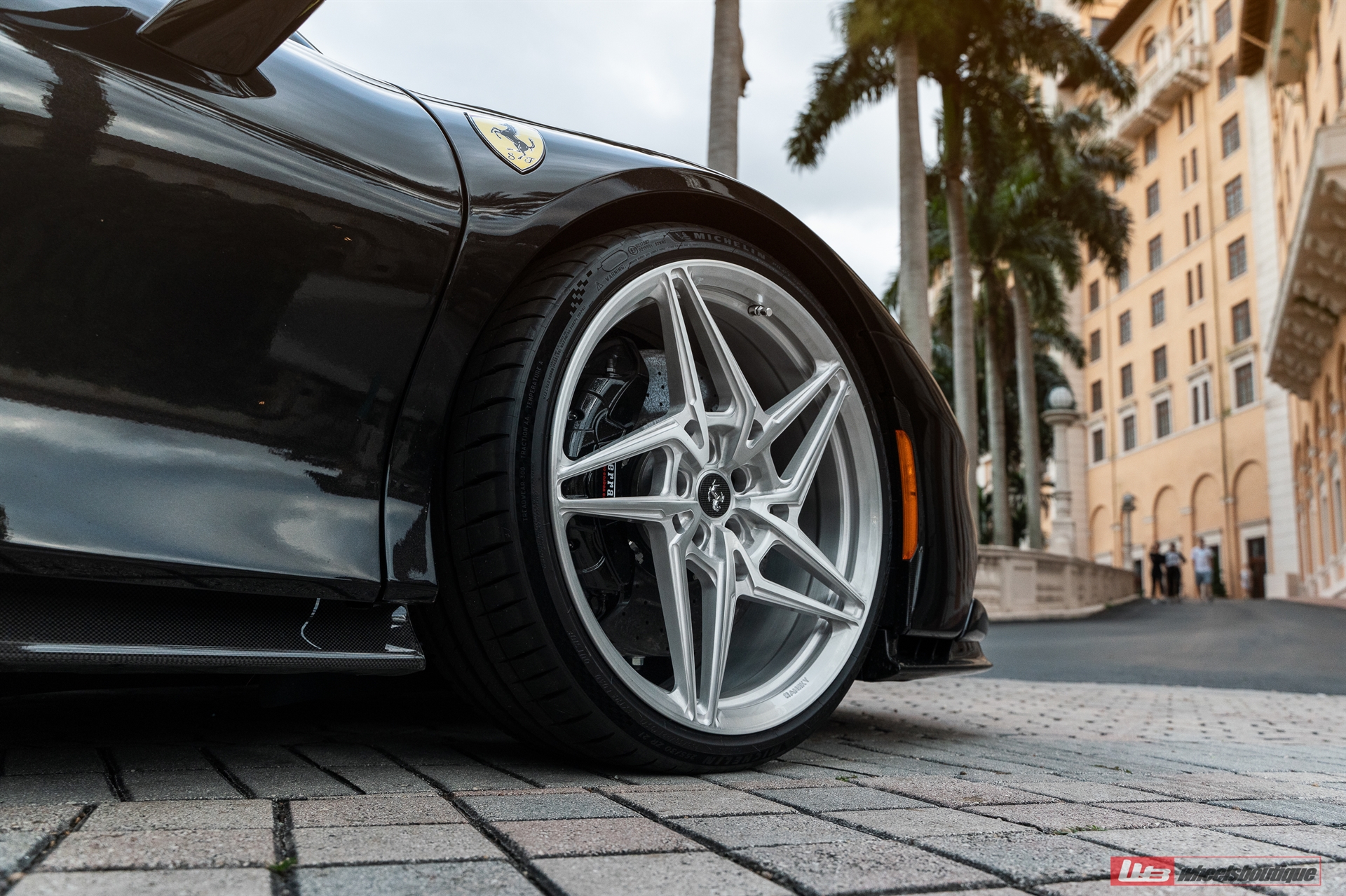 Ferrari SF90 | Nero | on ANRKY S1-X3 | Brushed Clear