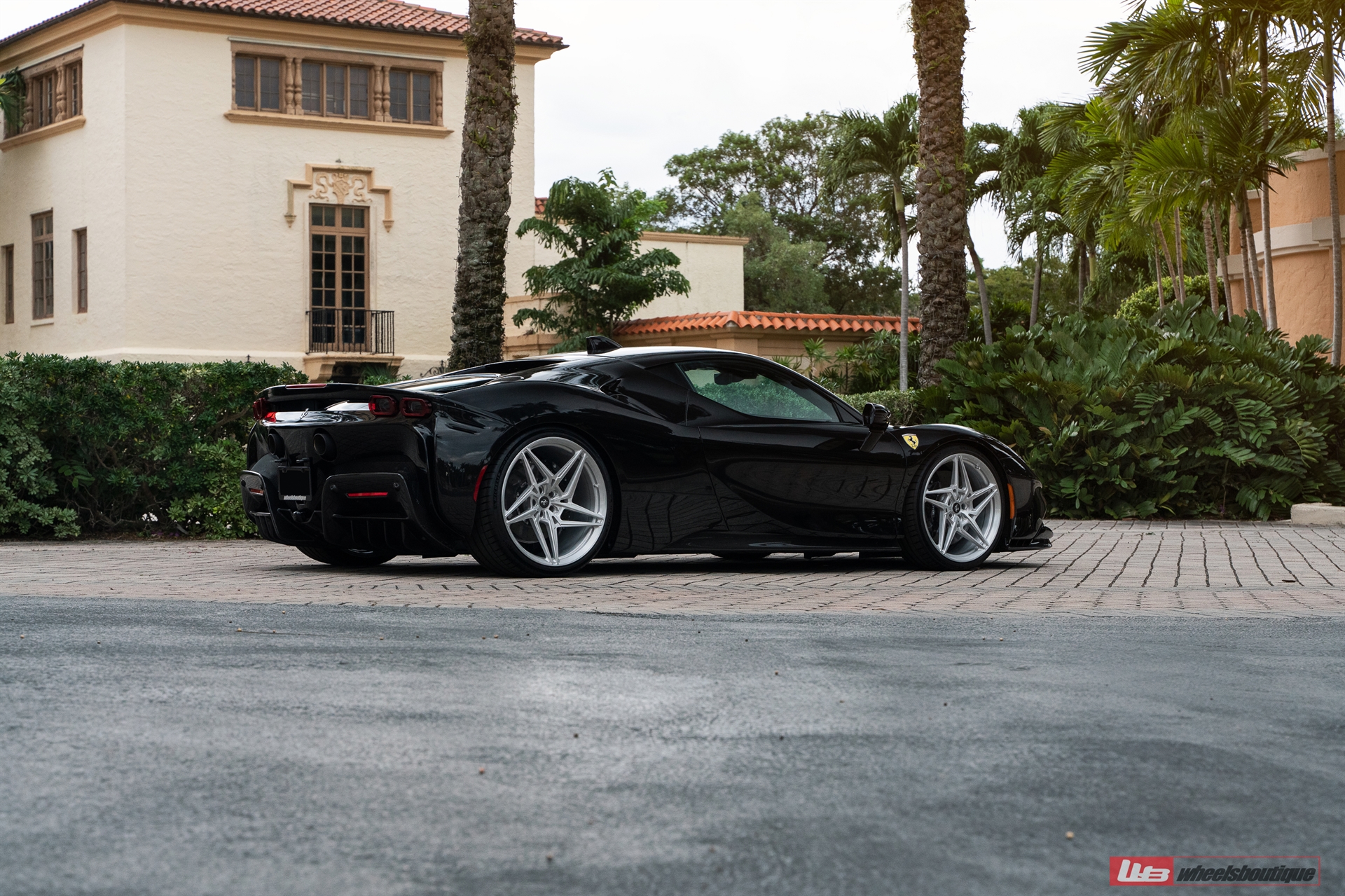 Ferrari SF90 | Nero | on ANRKY S1-X3 | Brushed Clear