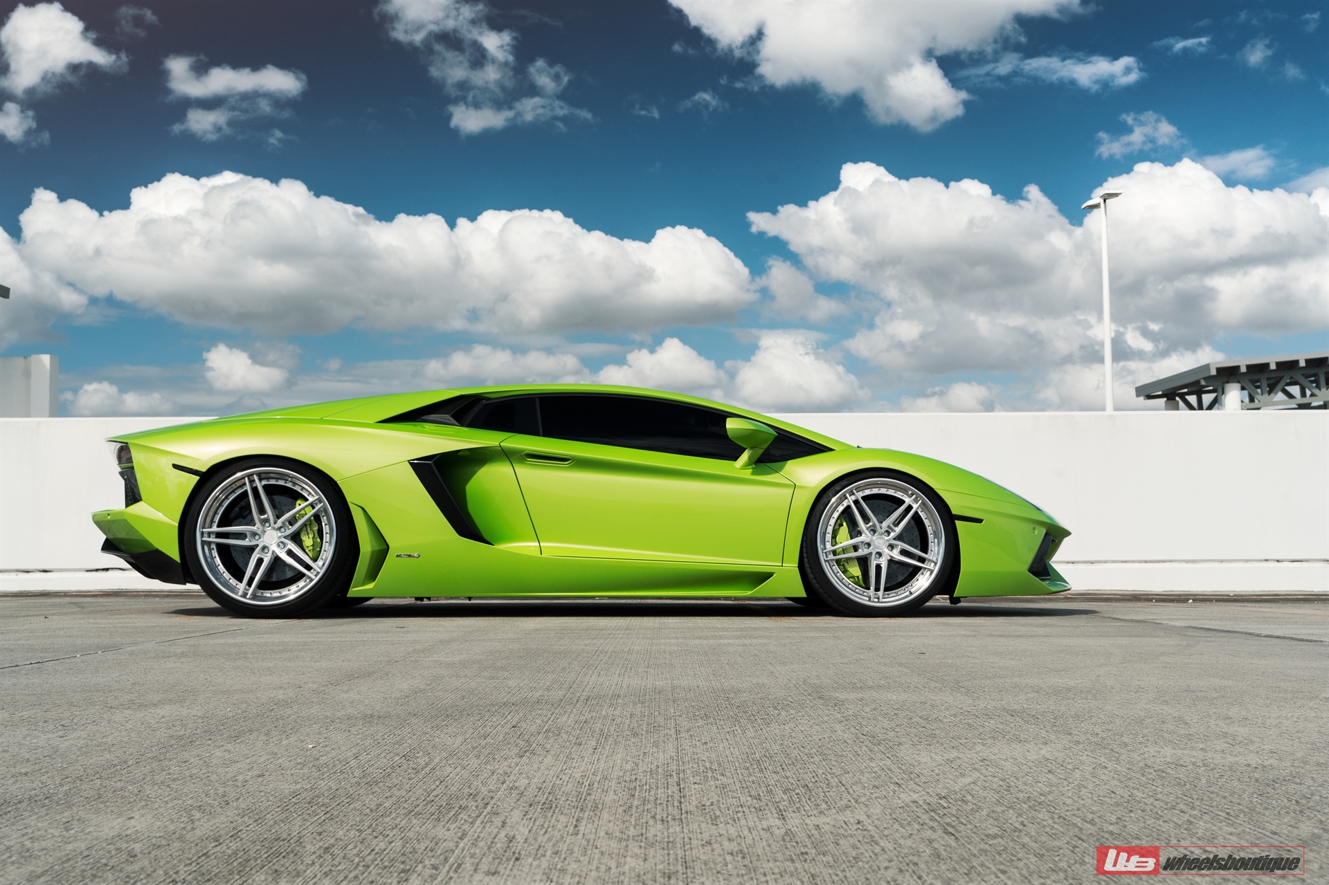 Lamborghini Aventador | | on ANRKY AN37 | Brushed Clear