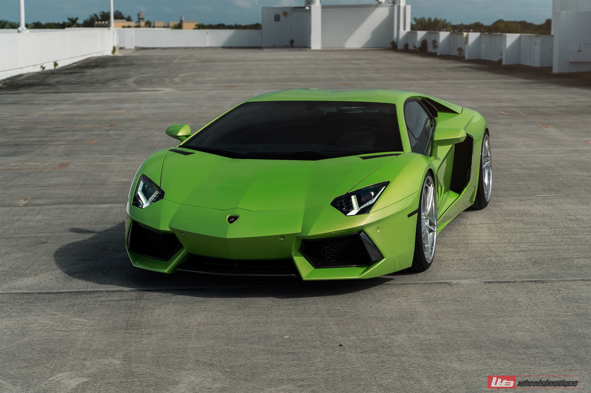 Lamborghini Aventador | | on ANRKY AN37 | Brushed Clear