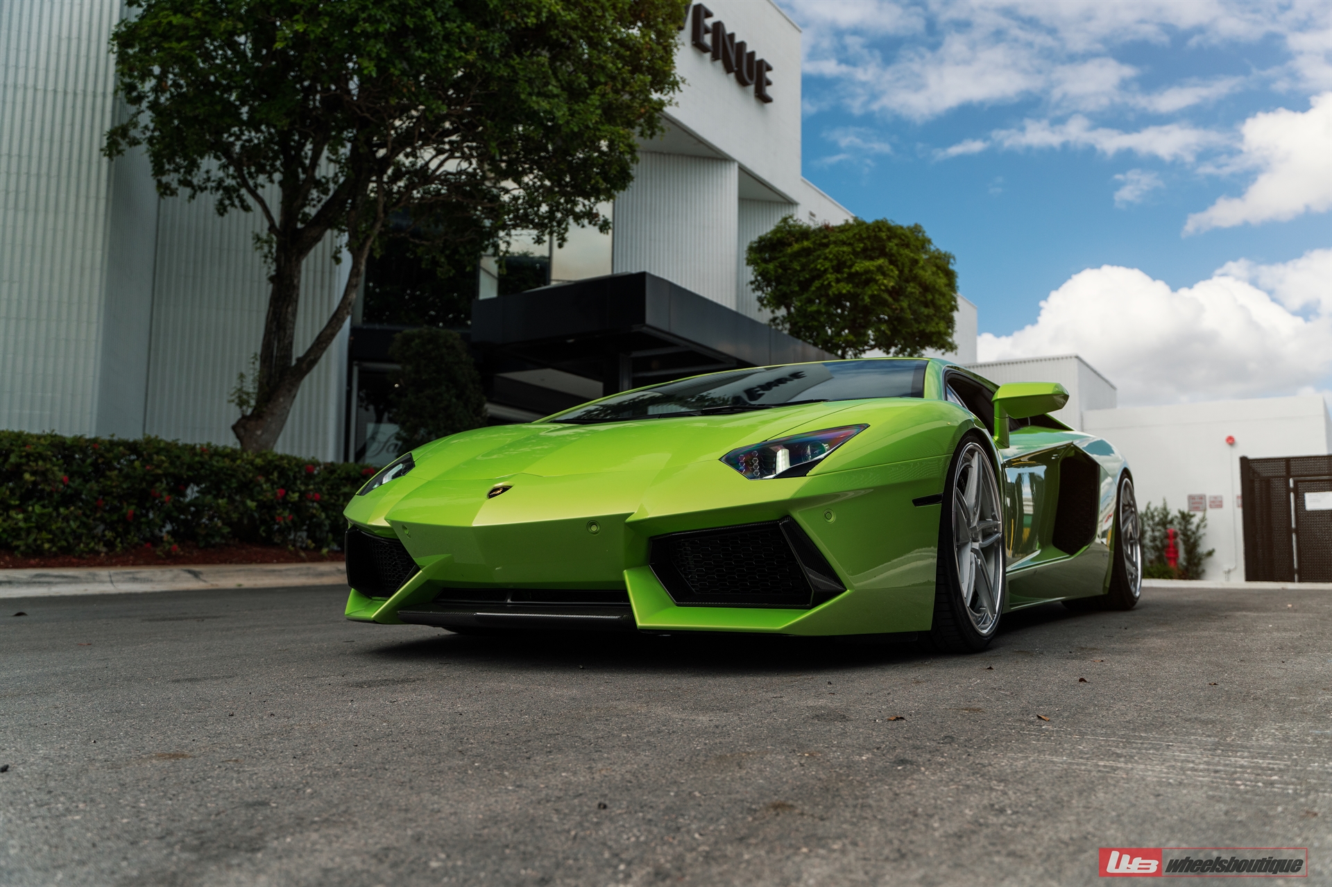 Lamborghini Aventador | | on ANRKY AN37 | Brushed Clear