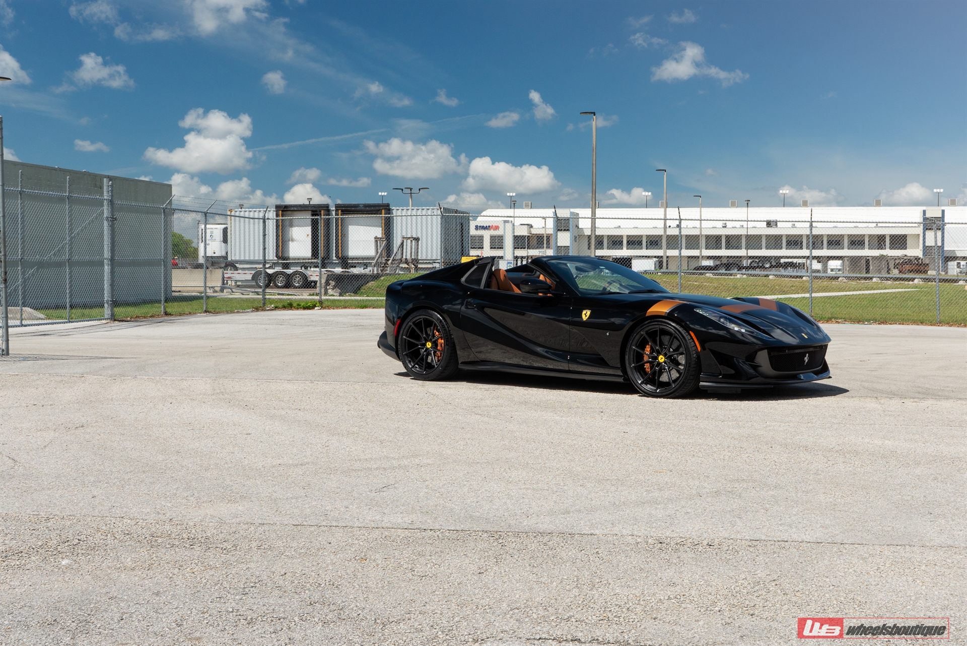 Ferrari 812 GTS | Nero | on ANRKY AN12 | Satin Black