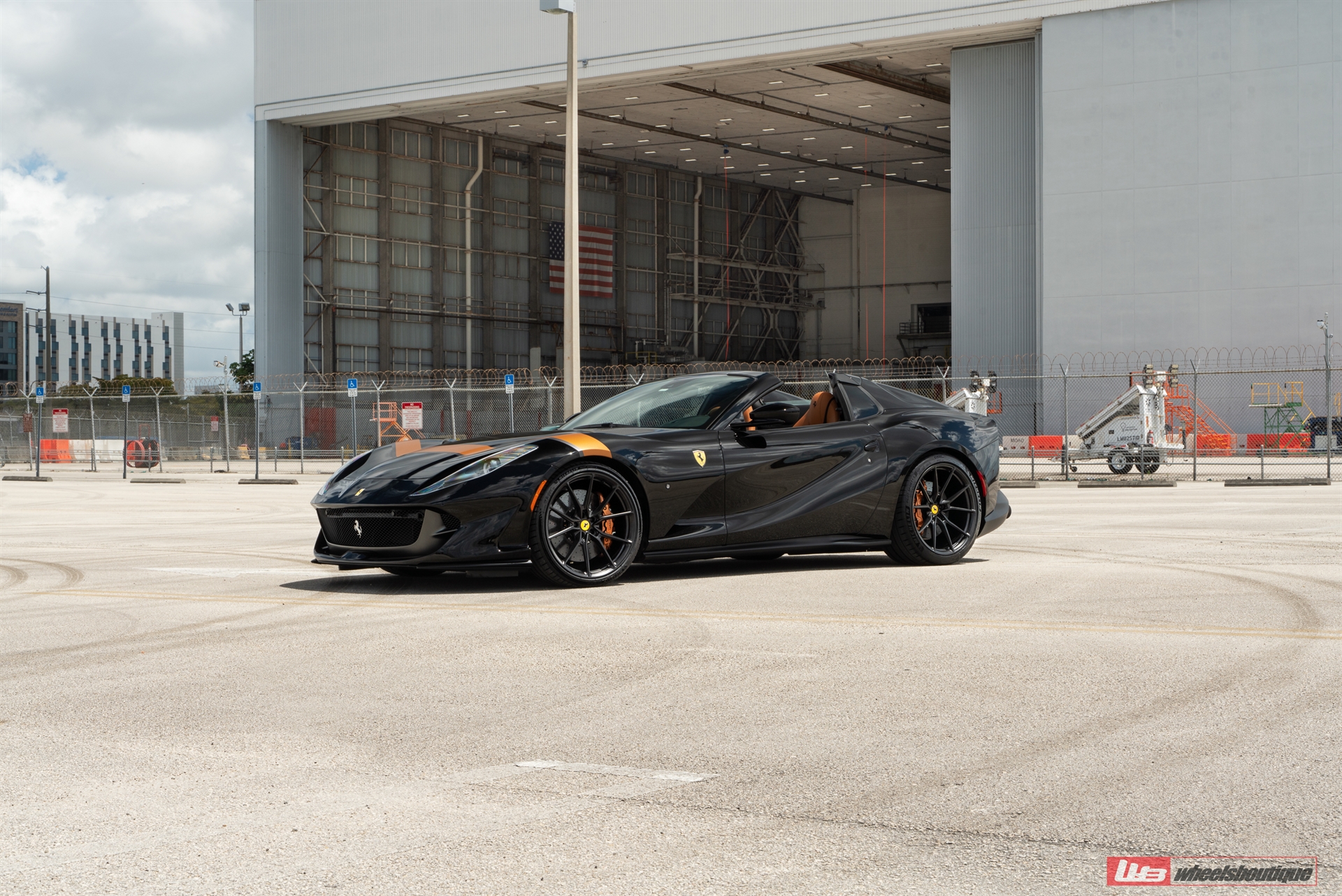 Ferrari 812 GTS | Nero | on ANRKY AN12 | Satin Black