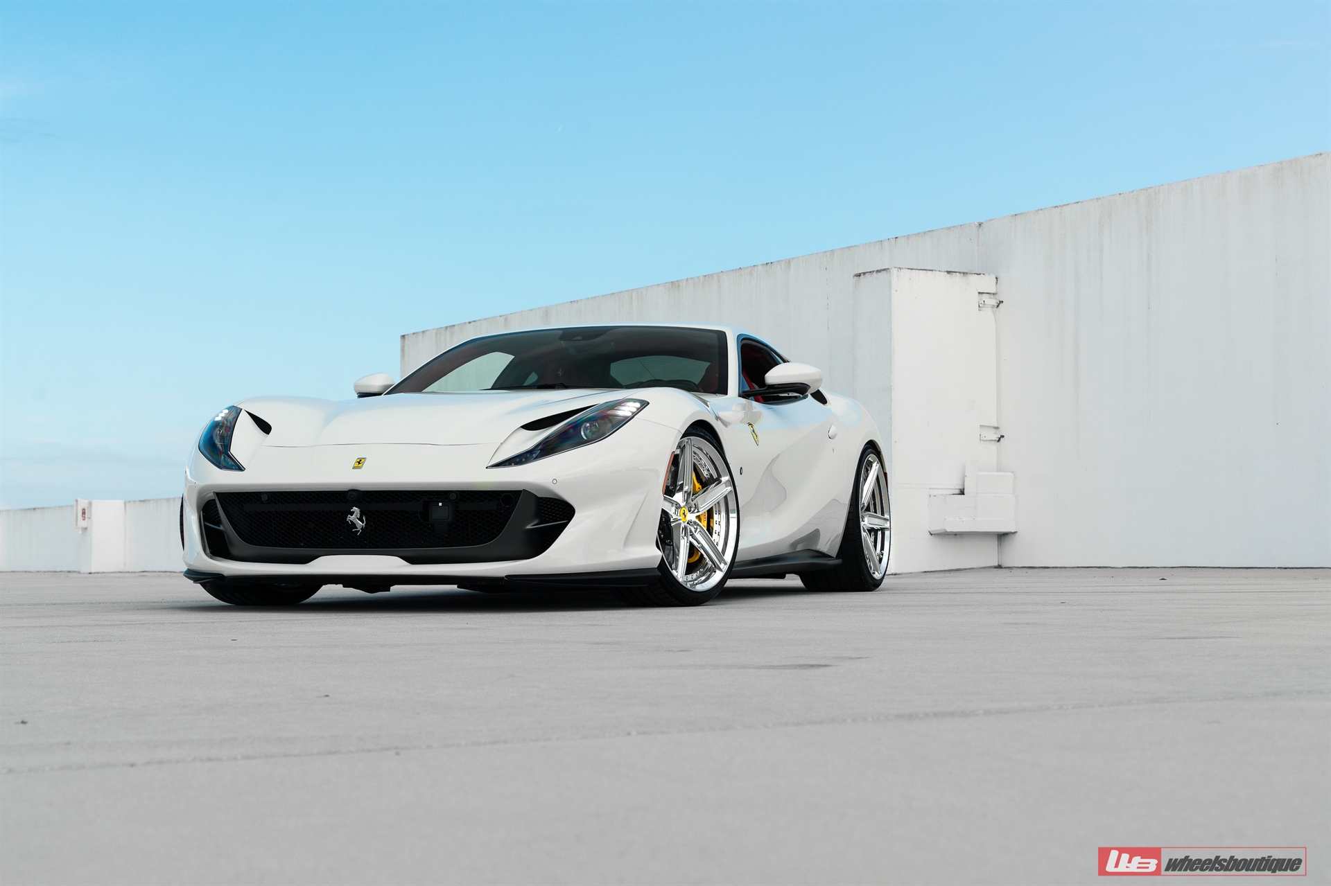 Ferrari 812 | Bianco Avus | on ANRKY AN25 | Two-Tone Brushed Clear Face + Polished Clear Windows