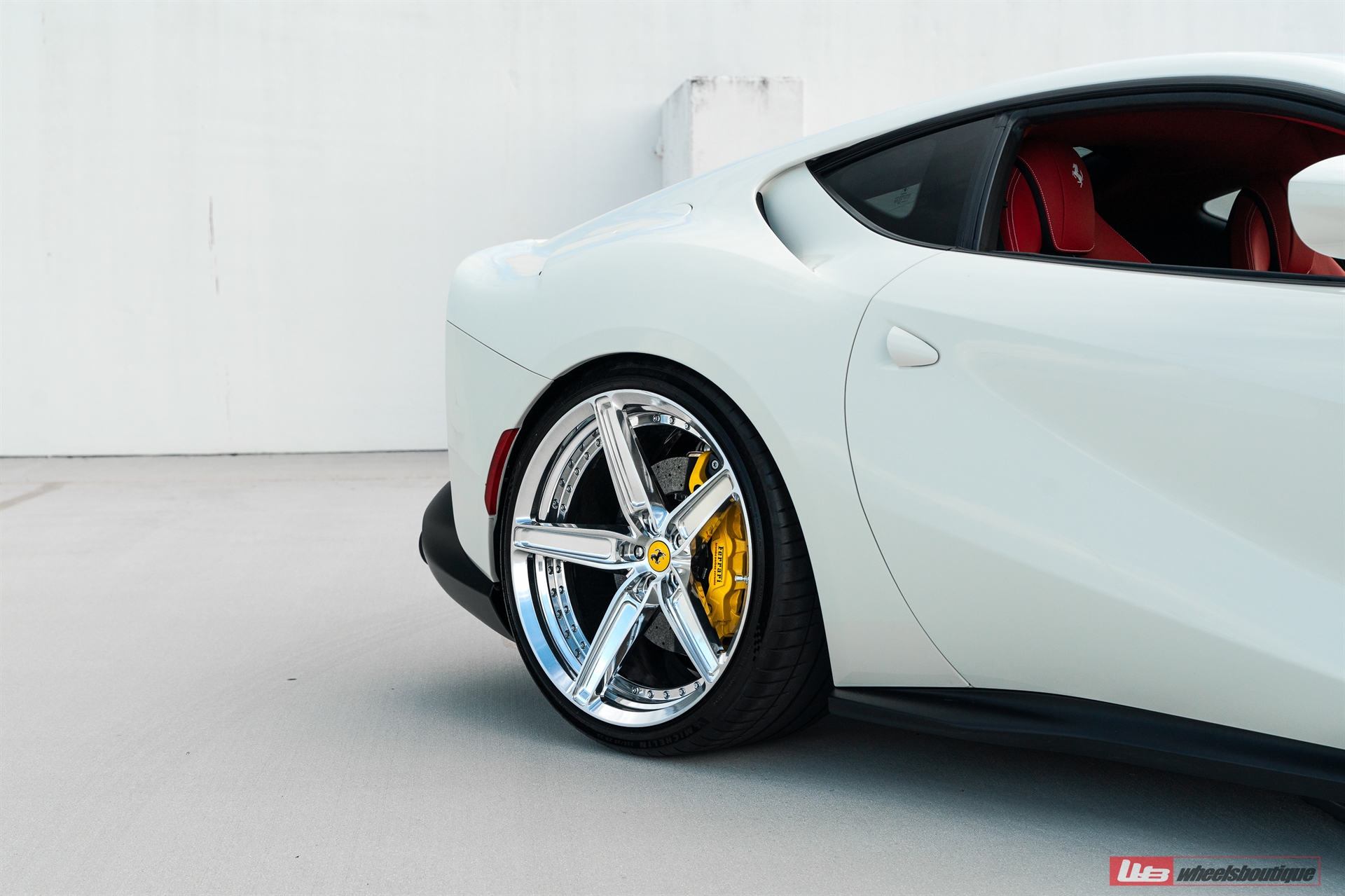 Ferrari 812 | Bianco Avus | on ANRKY AN25 | Two-Tone Brushed Clear Face + Polished Clear Windows