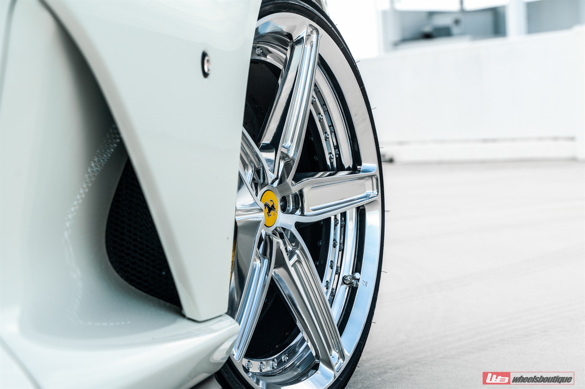 Ferrari 812 | Bianco Avus | on ANRKY AN25 | Two-Tone Brushed Clear Face + Polished Clear Windows