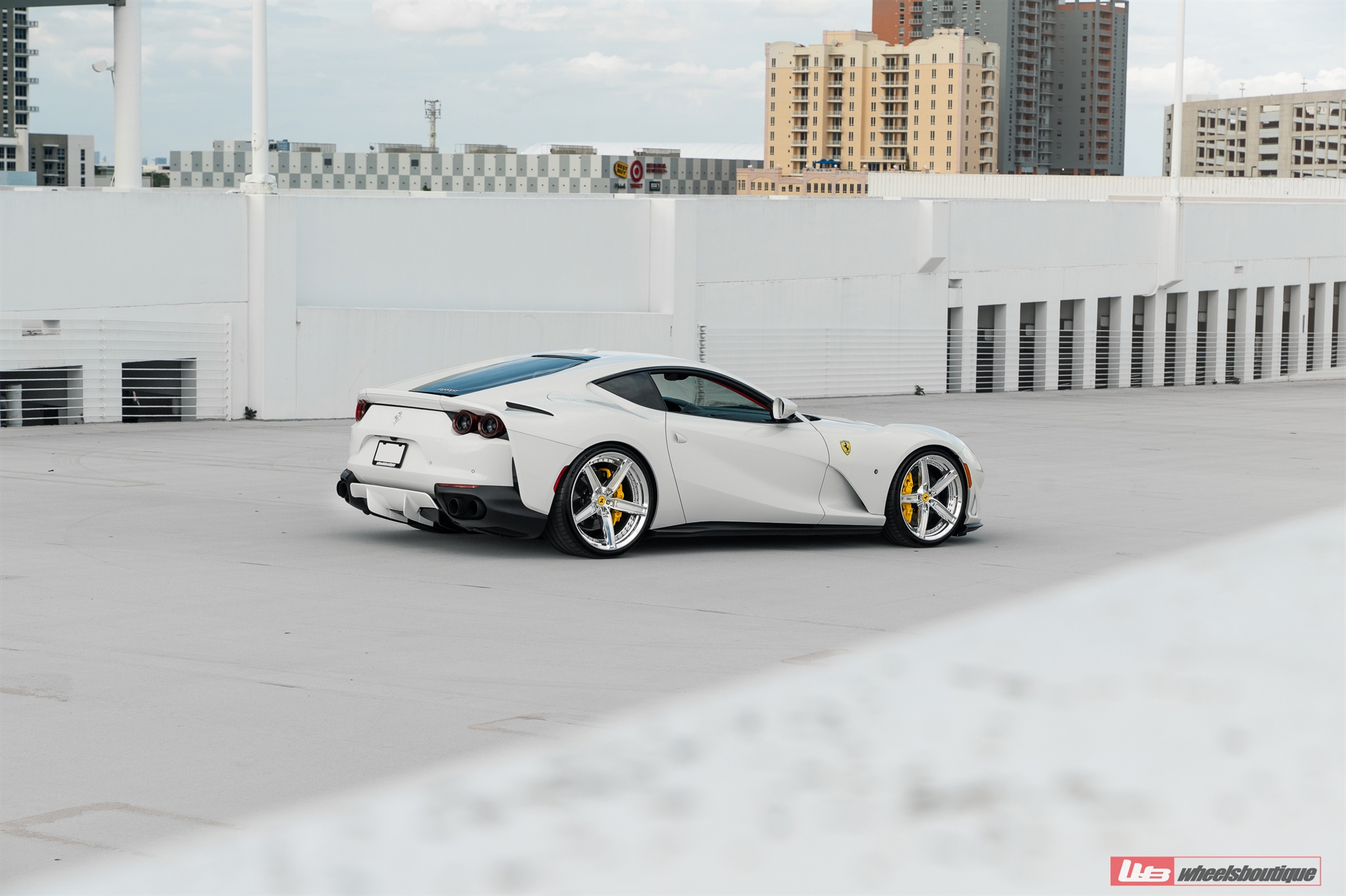 Ferrari 812 | Bianco Avus | on ANRKY AN25 | Two-Tone Brushed Clear Face + Polished Clear Windows