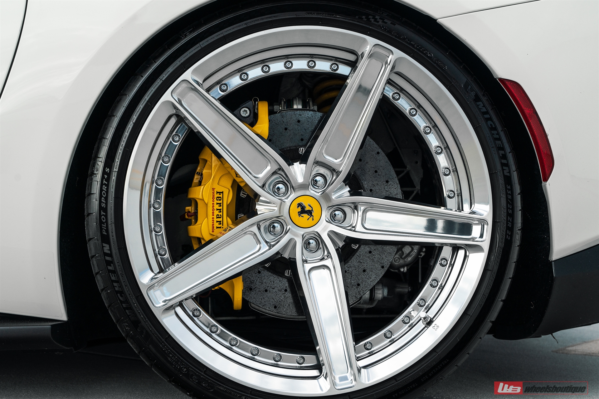Ferrari 812 | Bianco Avus | on ANRKY AN25 | Two-Tone Brushed Clear Face + Polished Clear Windows