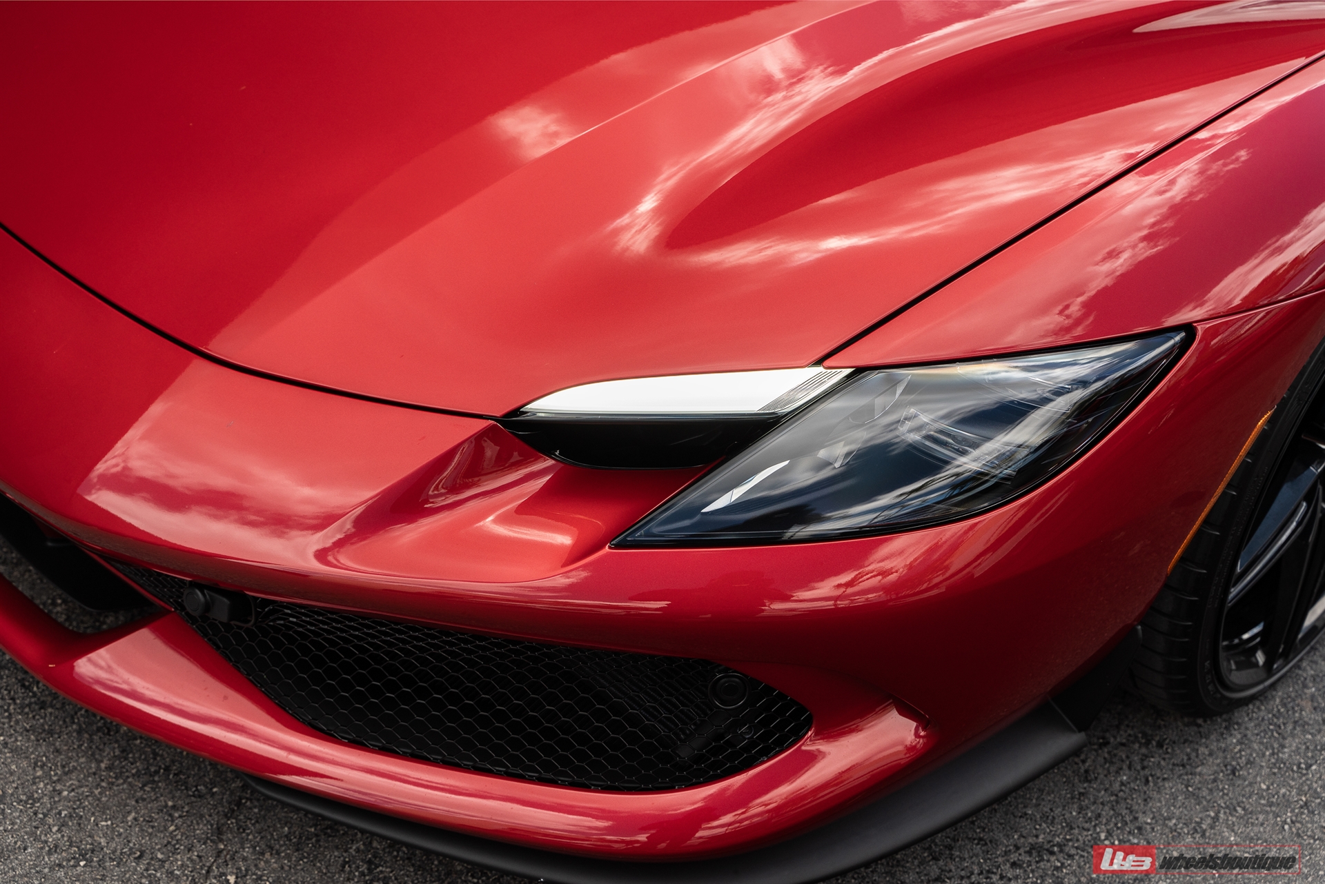 Ferrari 296 GTB | Rosso Corsa | on ANRKY AN17 | Gloss Black