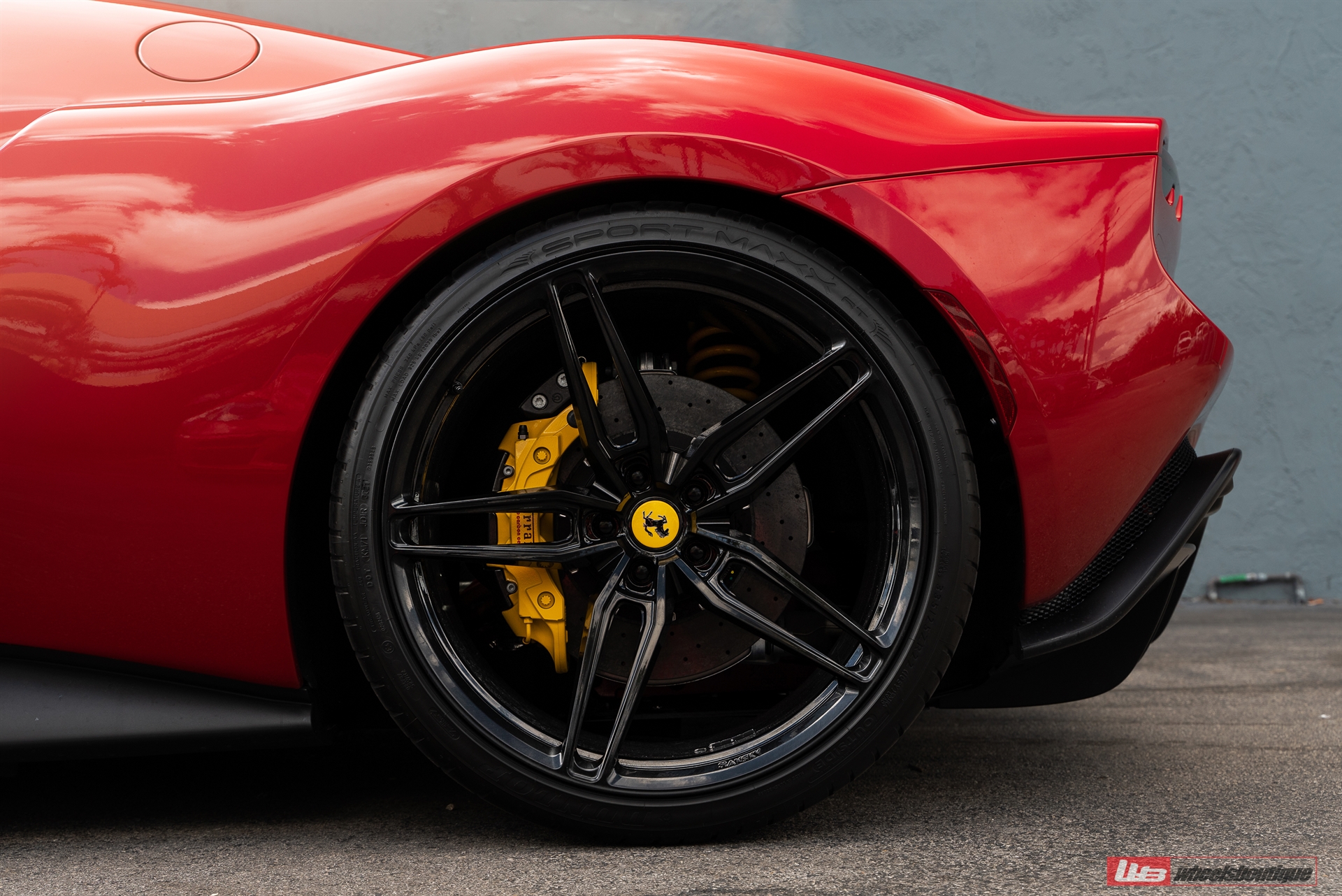 Ferrari 296 GTB | Rosso Corsa | on ANRKY AN17 | Gloss Black