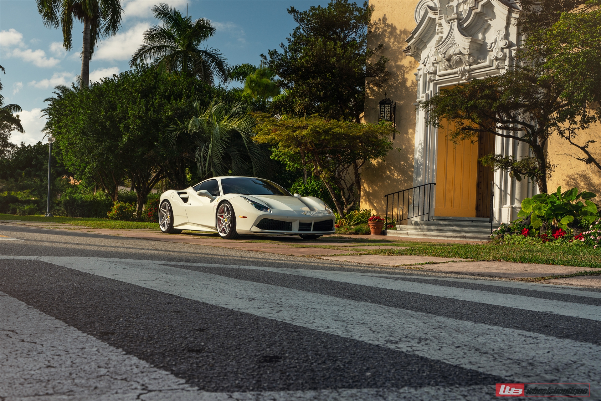 Ferrari 488 | Bianco Fuji | on ANRKY S1-X3 | Brushed Clear